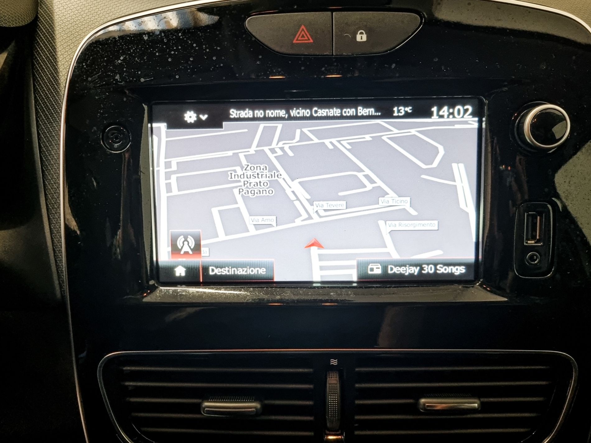 Clio Sporter 0.9 tce Moschino Zen 75cv - Autoviemme