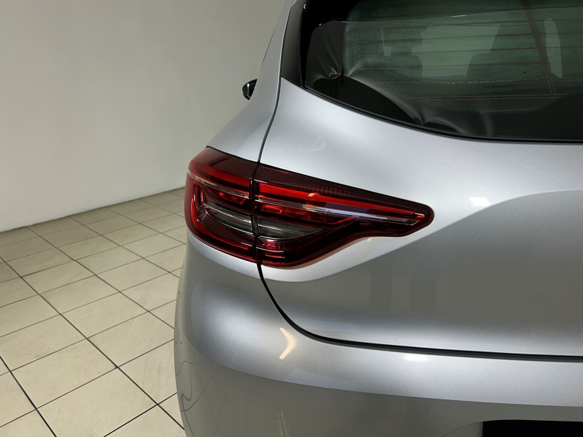 Clio 1.5 Business 100cv - Autoviemme