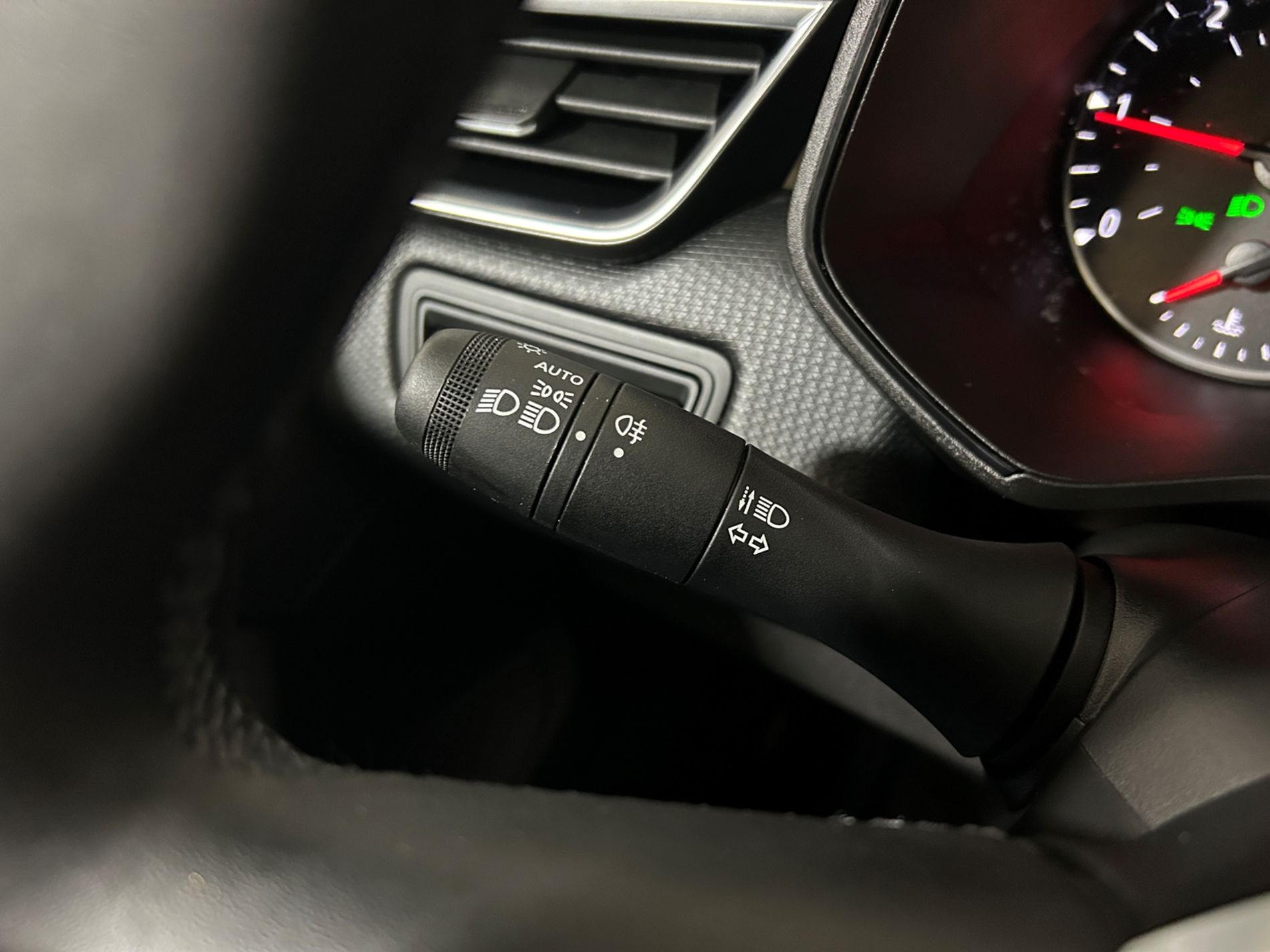 Clio 1.5 Business 100cv - Autoviemme