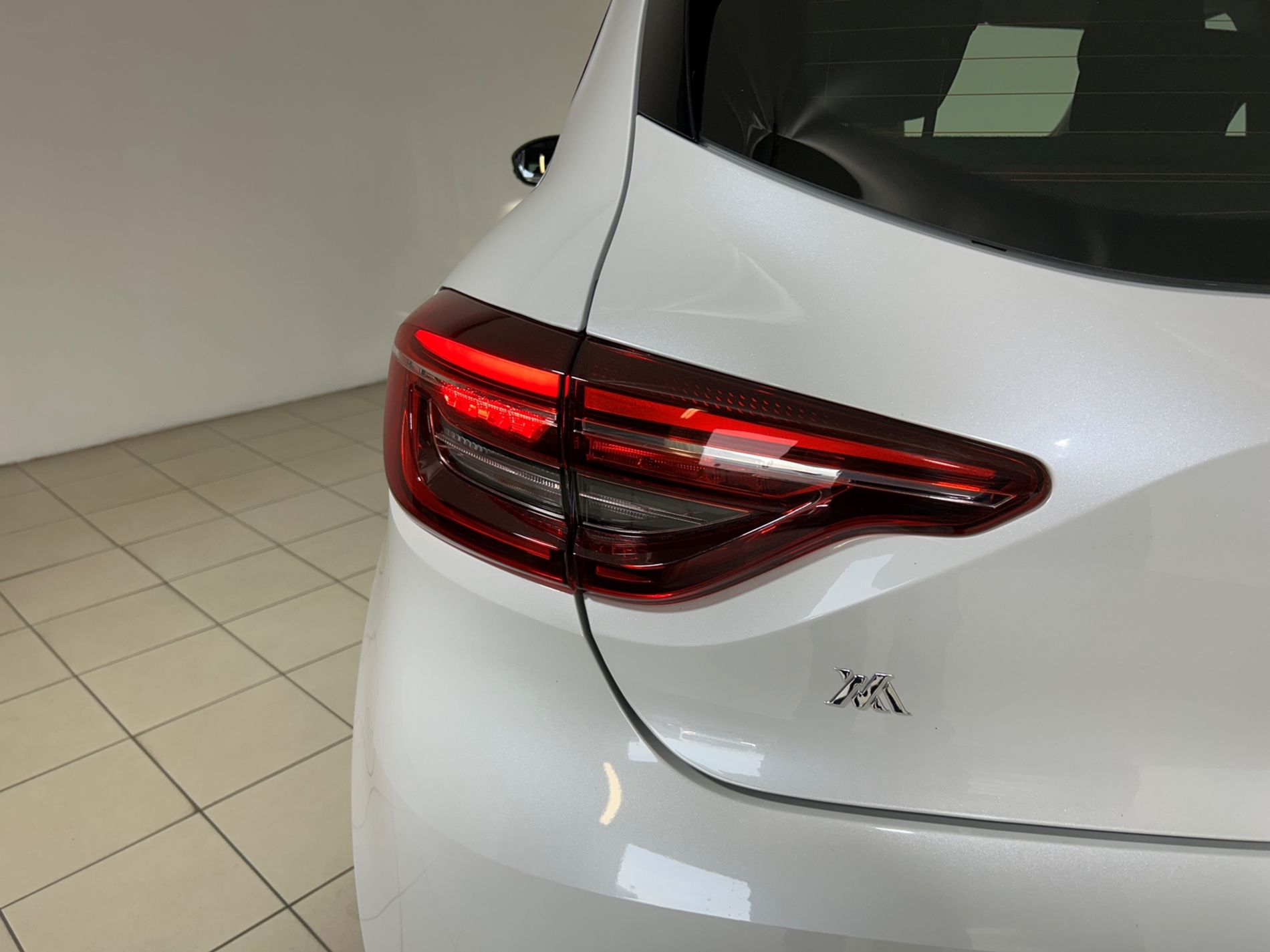 Clio 1.5 Business 100cv - Autoviemme