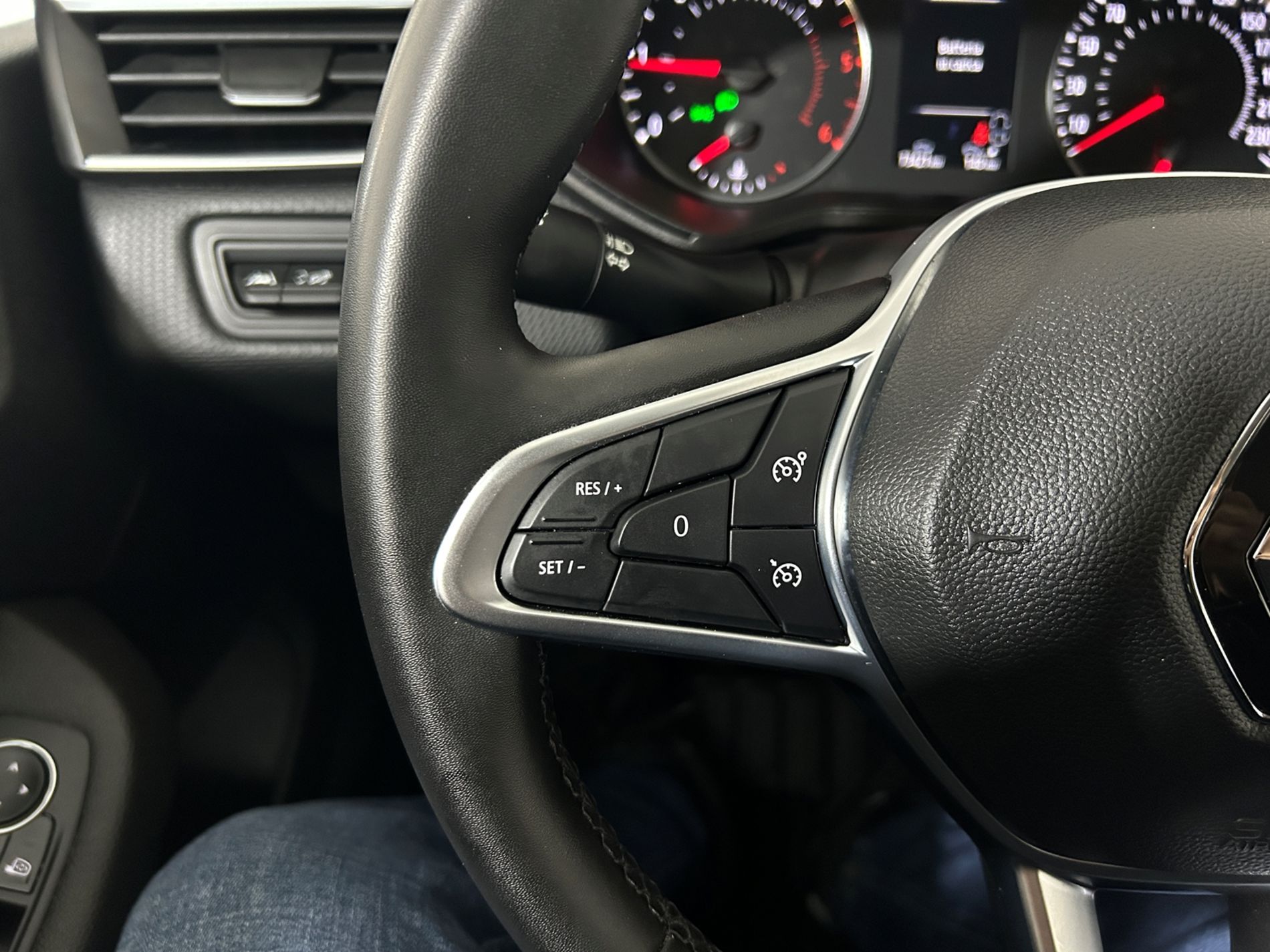 Clio 1.5 Business 100cv - Autoviemme