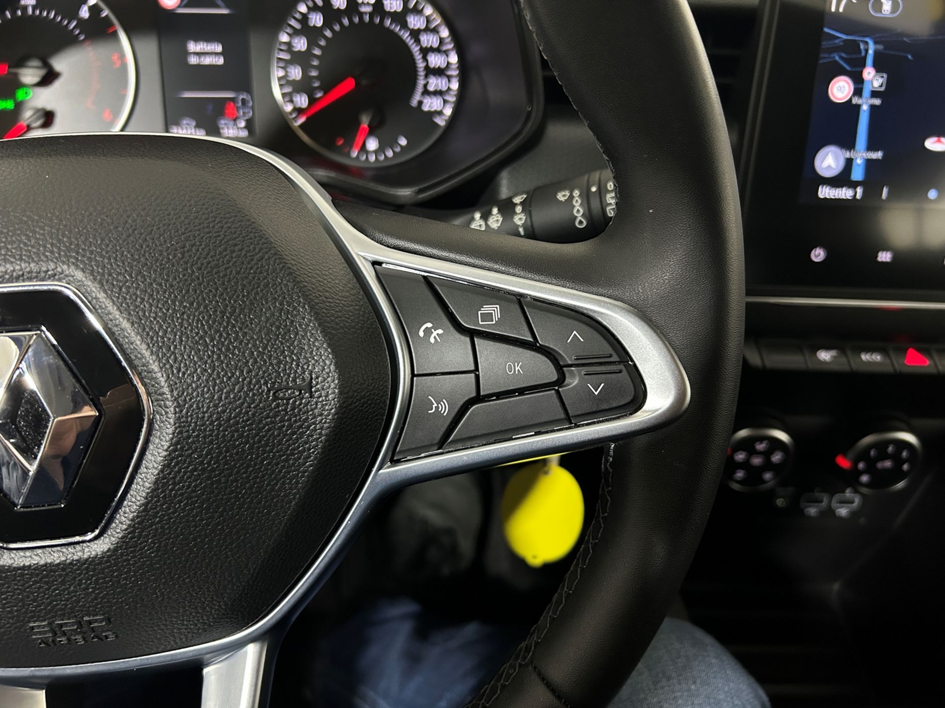 Clio 1.5 Business 100cv - Autoviemme