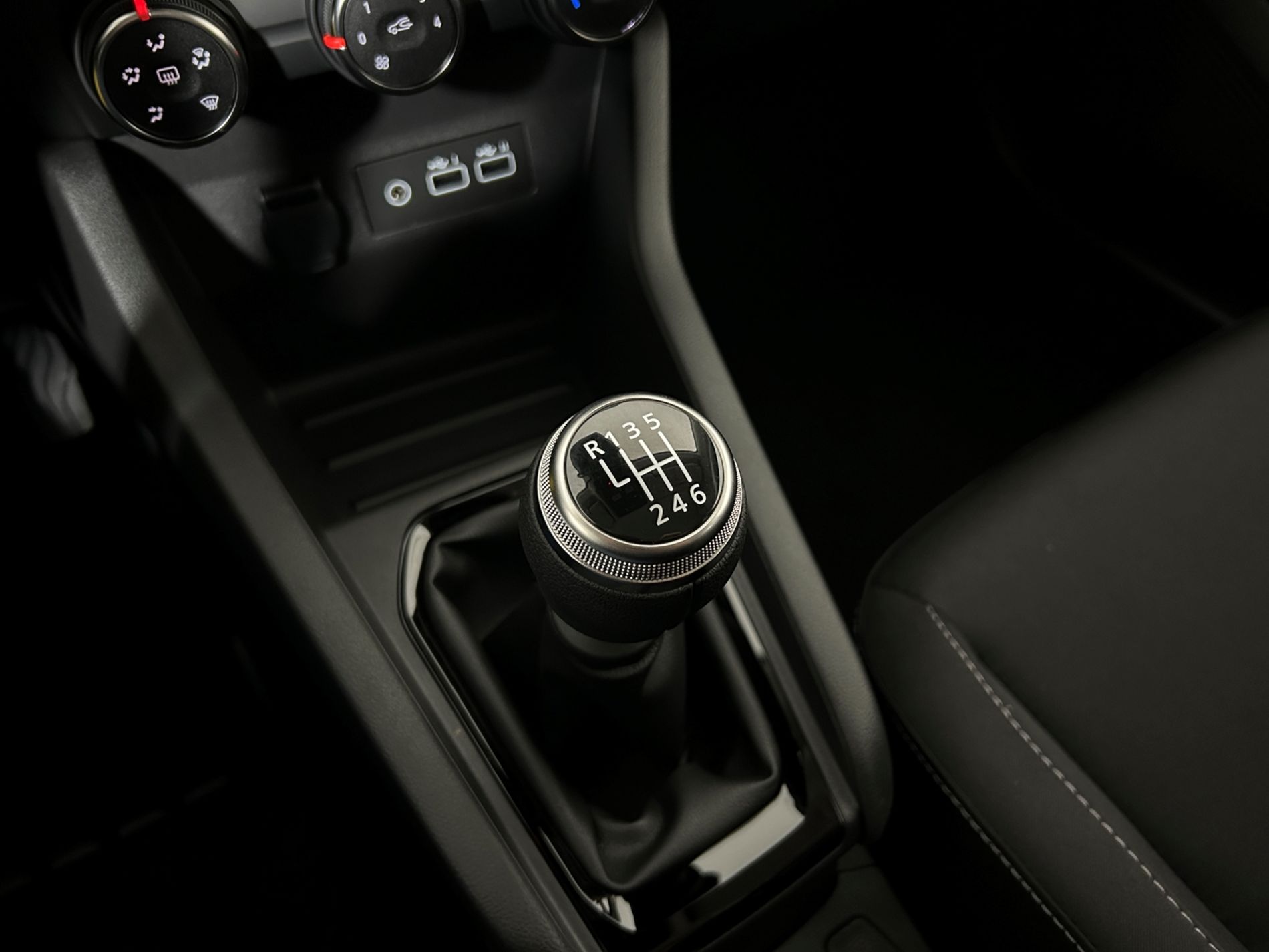 Clio 1.5 dci Evolution 100cv - Autoviemme