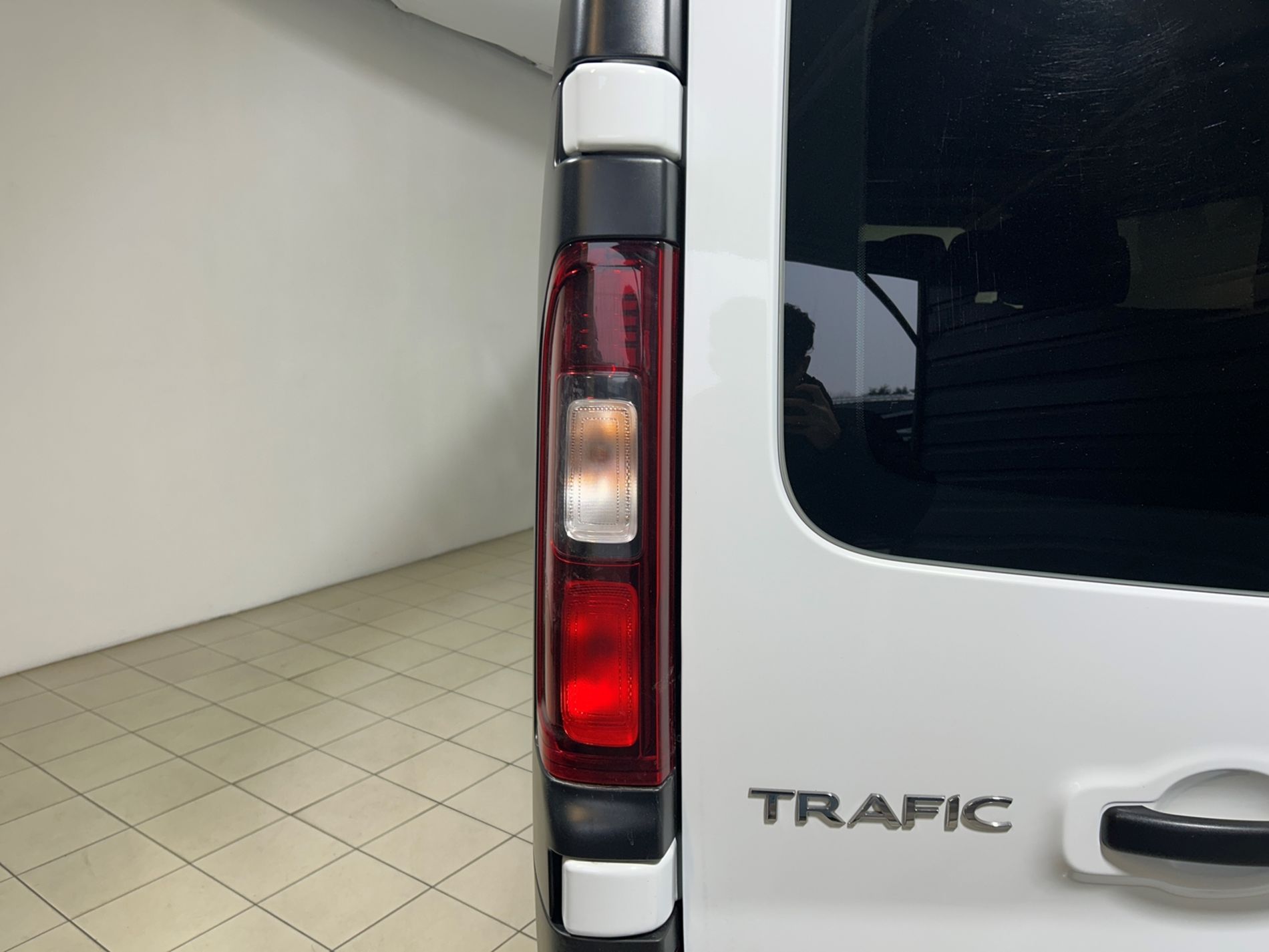 Renault trafic 2.0 dci 110cv L2H1 Autentic - Autoviemme