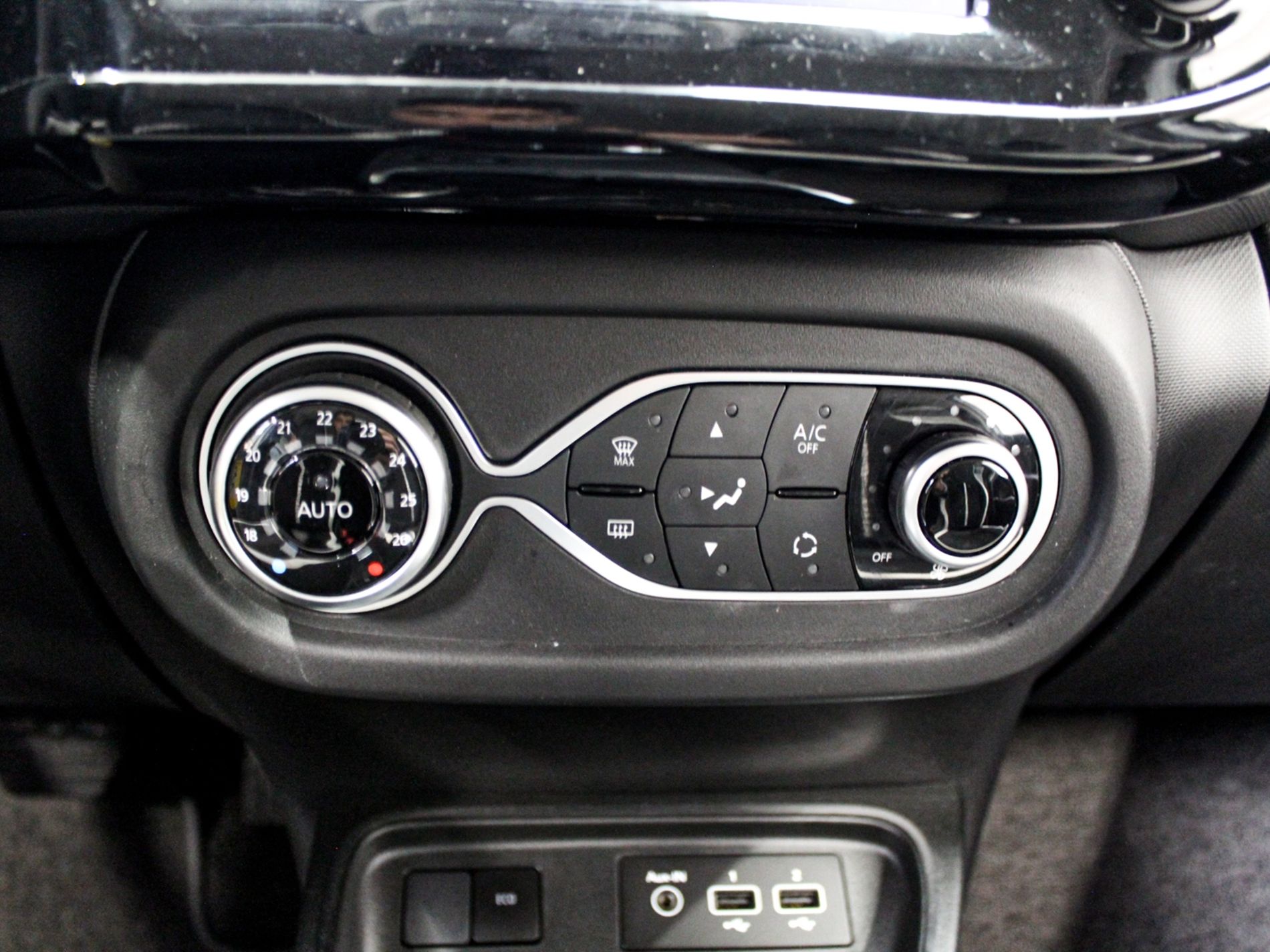 Twingo Urban Night 22kWh - Autoviemme