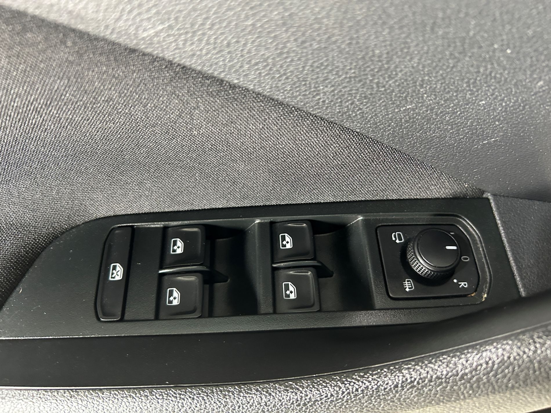 Skoda Kamiq 1.0 tsi Scoutline 110 cv dsg - Autoviemme