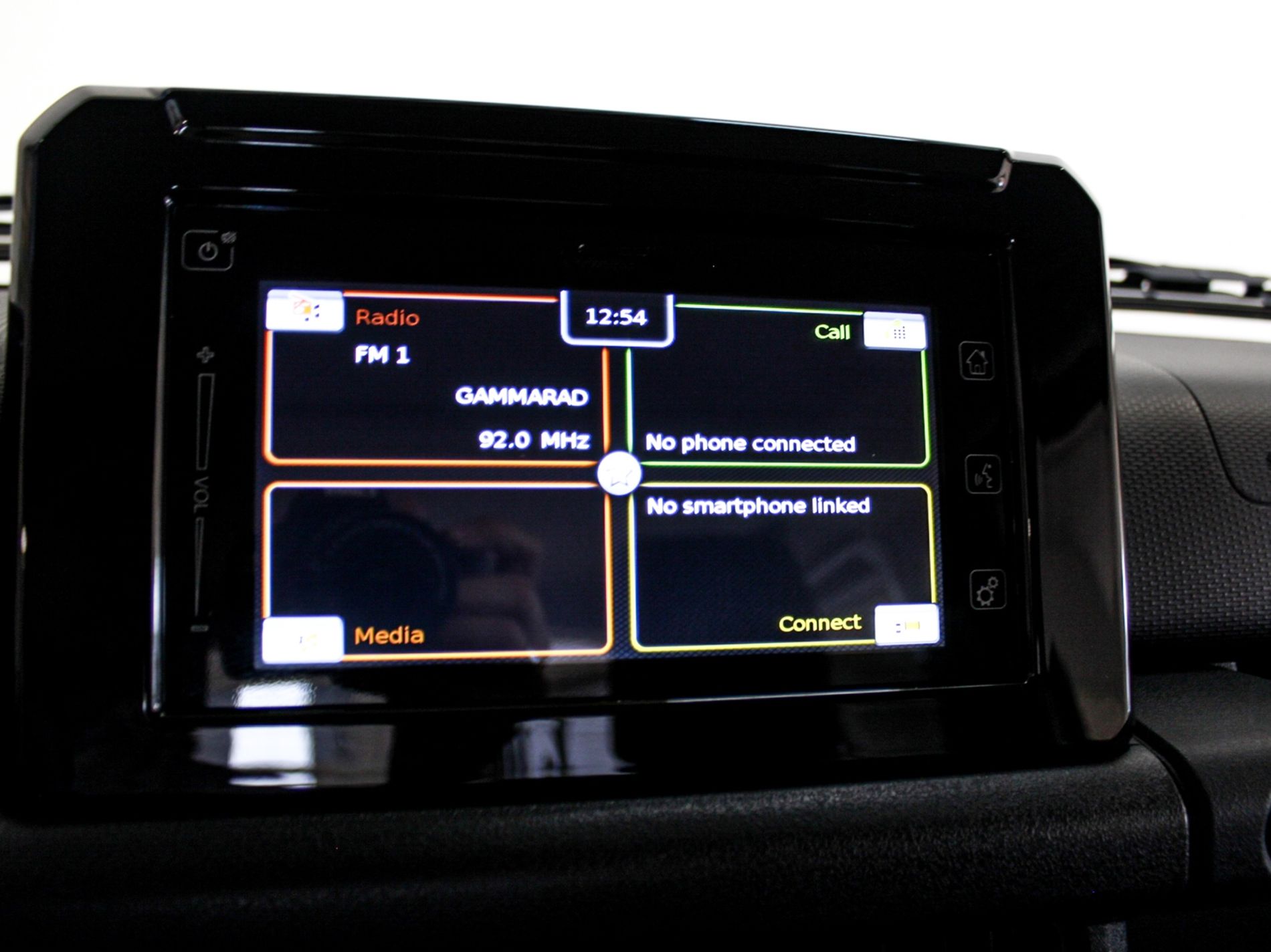 Suzuki Jimny 1.5 at3 porte - Autoviemme