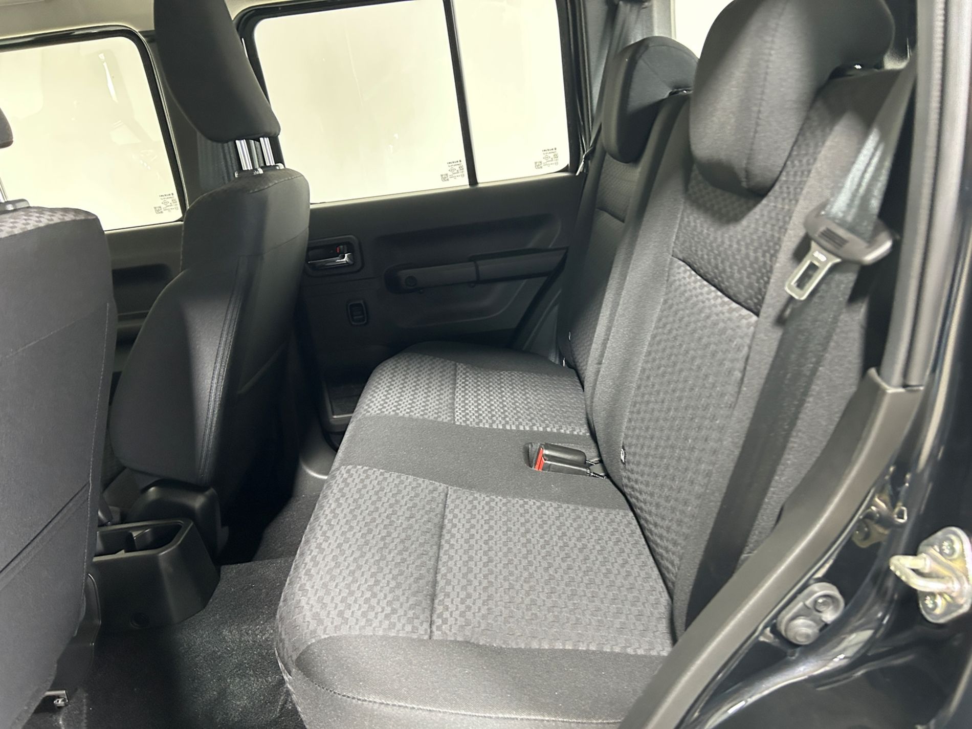 Suzuki Jimny 1.5 Cambio Automatico 5 porte 4 posti - Autoviemme
