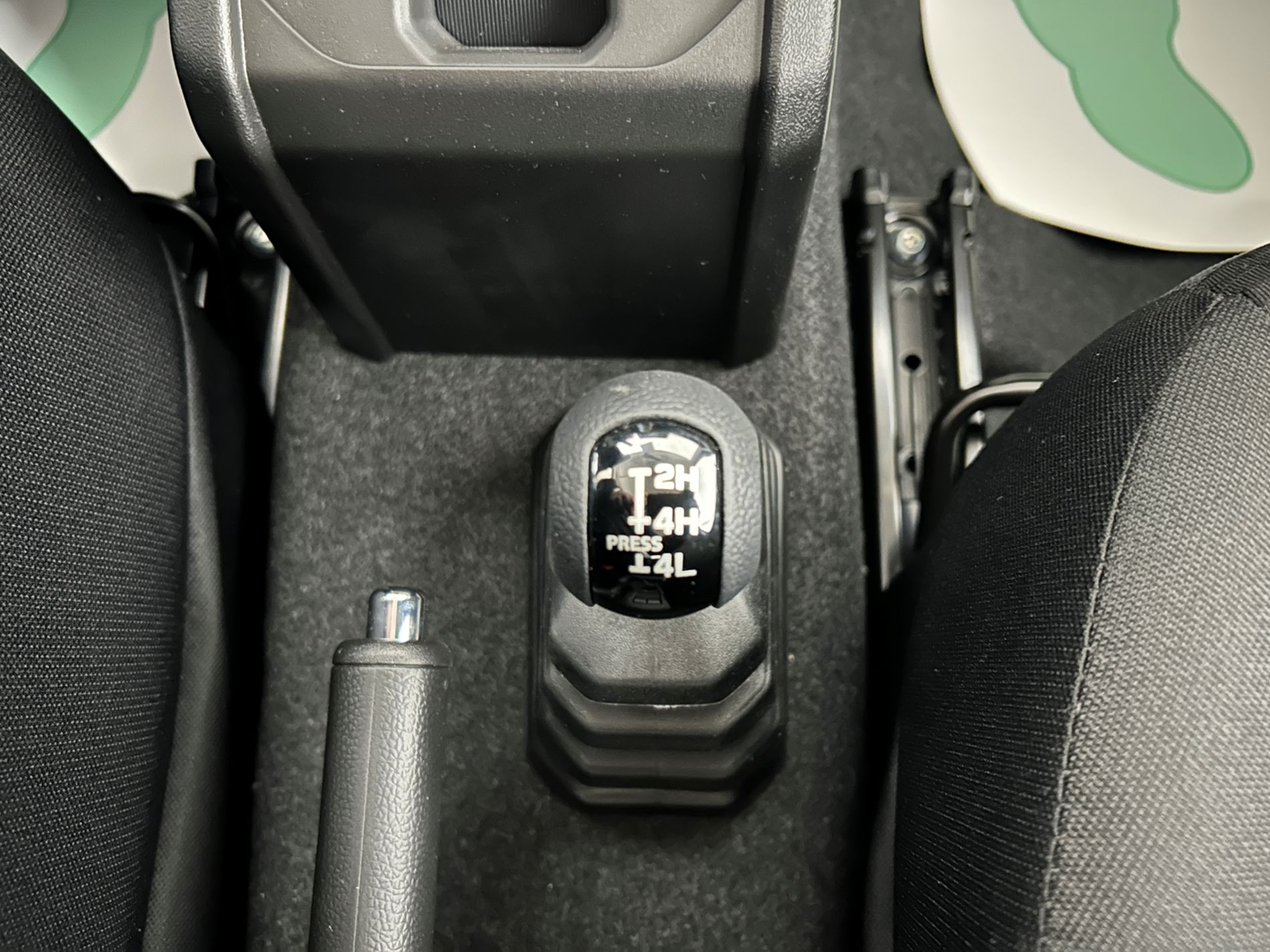 Suzuki Jimny GLX - Autoviemme