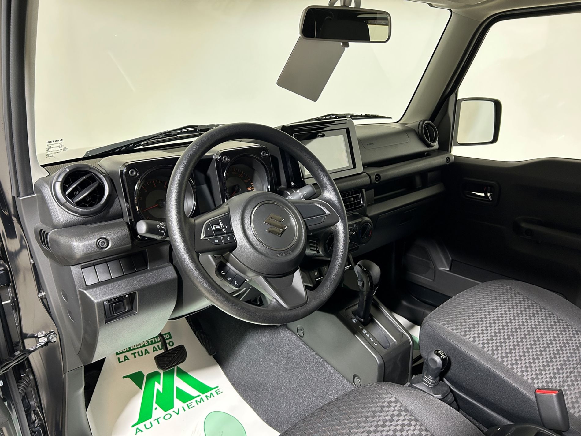 Suzuki Jimny GLX 4 posti 3 porte cambio automatico - Autoviemme