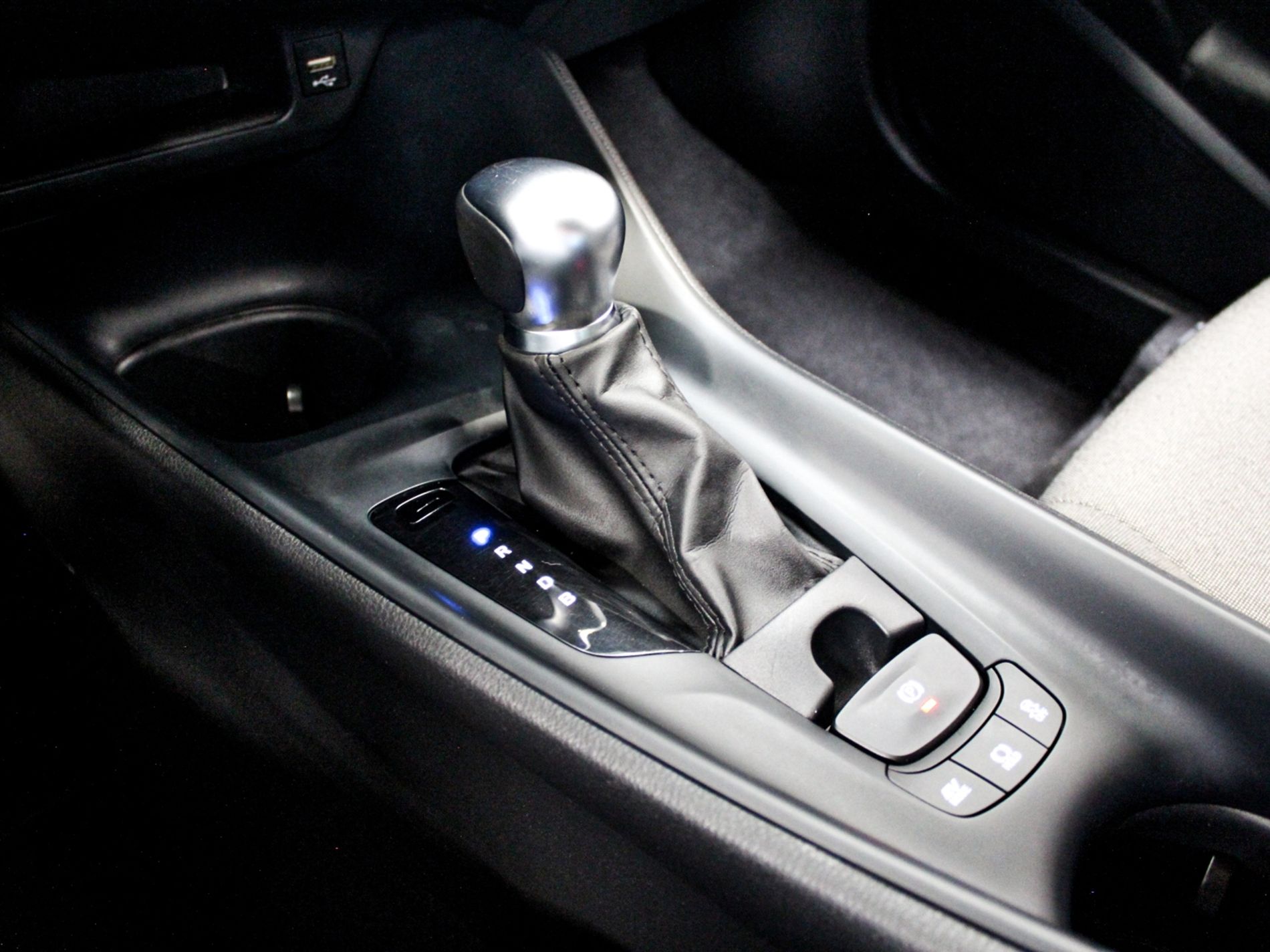 C-HR 1.8h Active e-cvt - Autoviemme