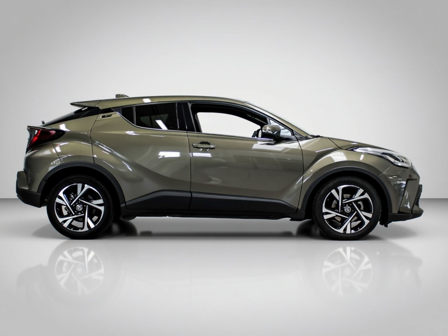 Toyota C-HR 1.8h Lounge e-cvt - Autoviemme