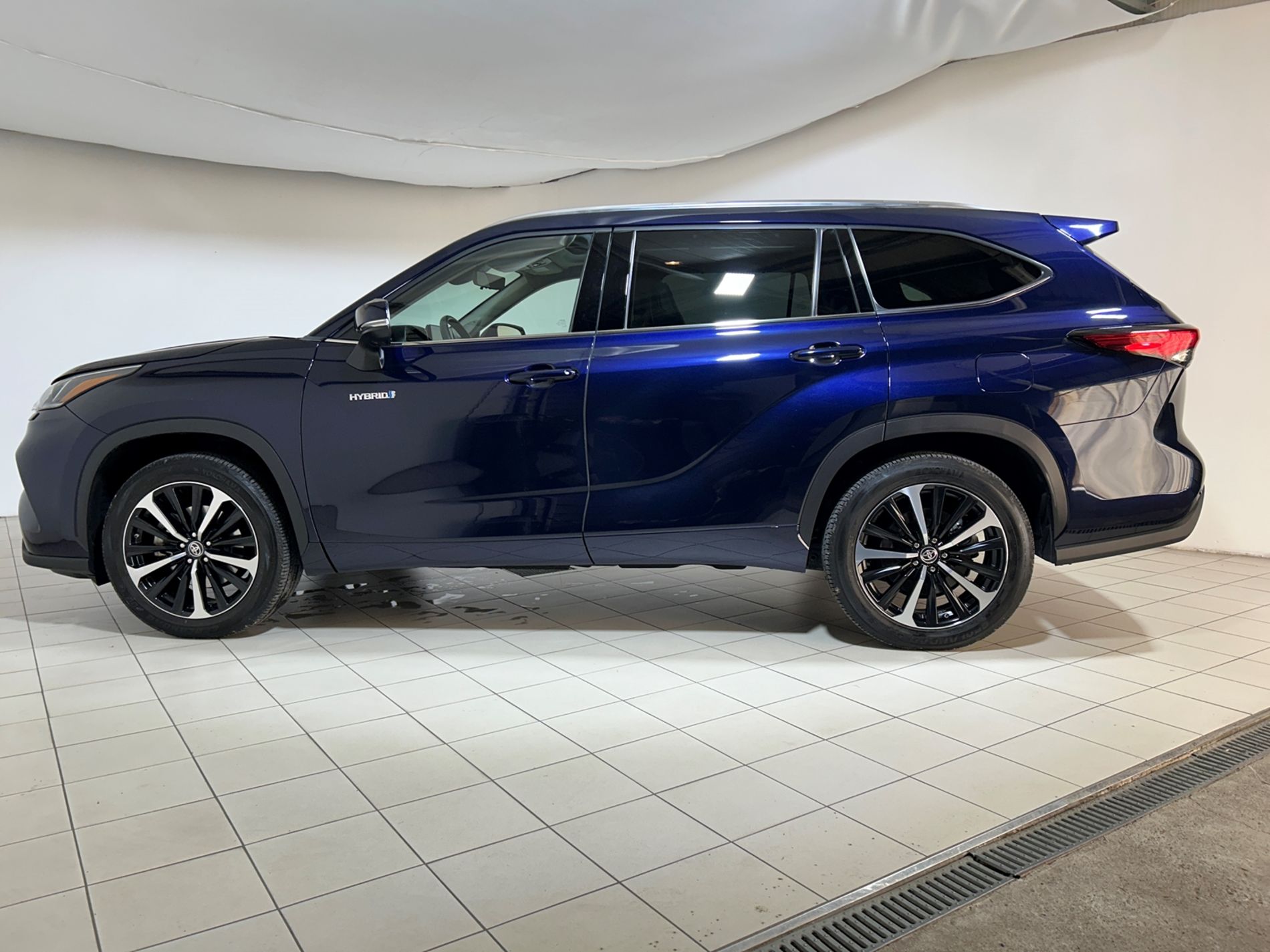Toyota Highlander 2.5h Executive tetto apribile 7 posti impianto JBL - Autoviemme