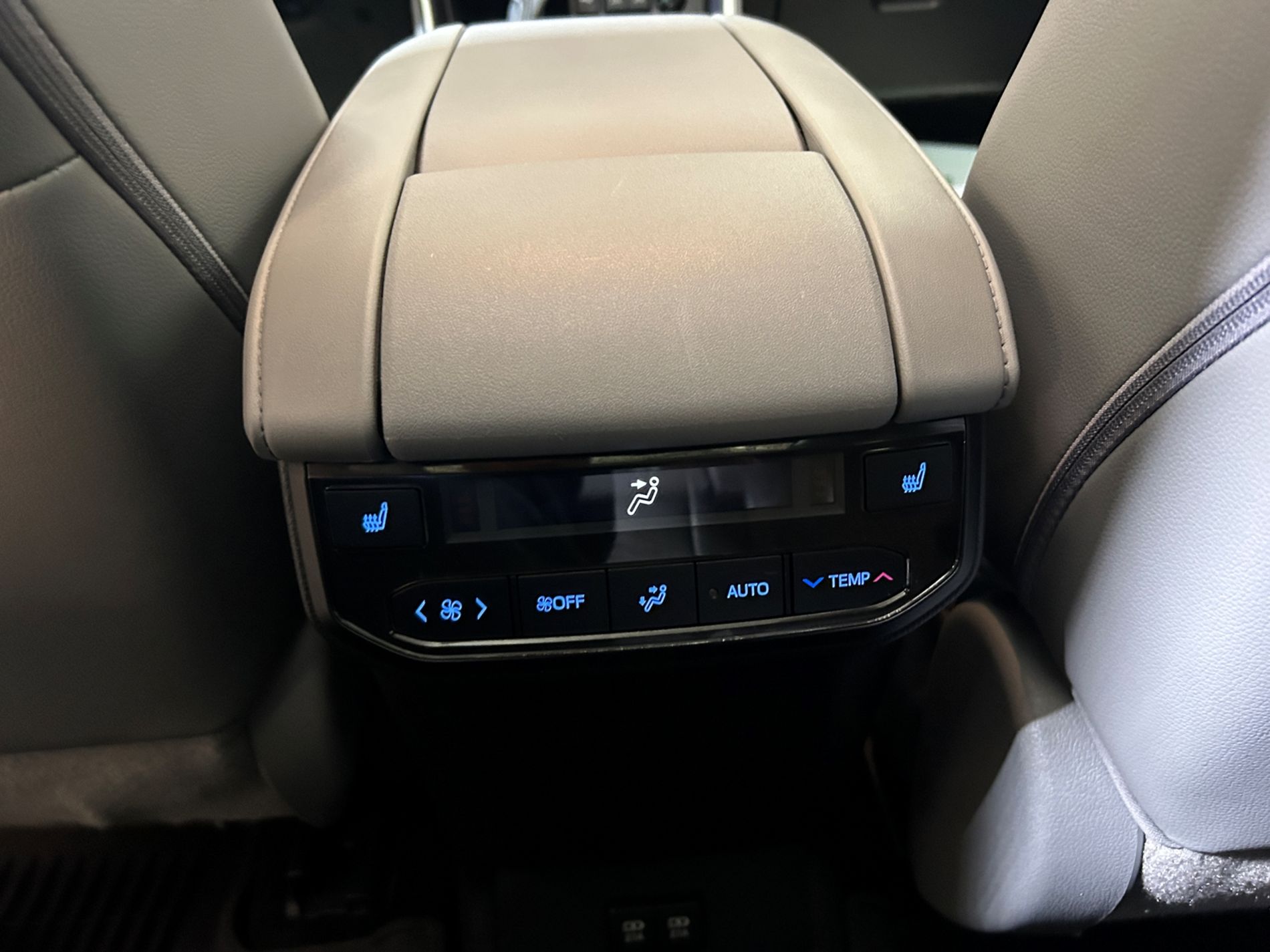 Toyota Highlander 2.5h Executive tetto apribile 7 posti impianto JBL - Autoviemme