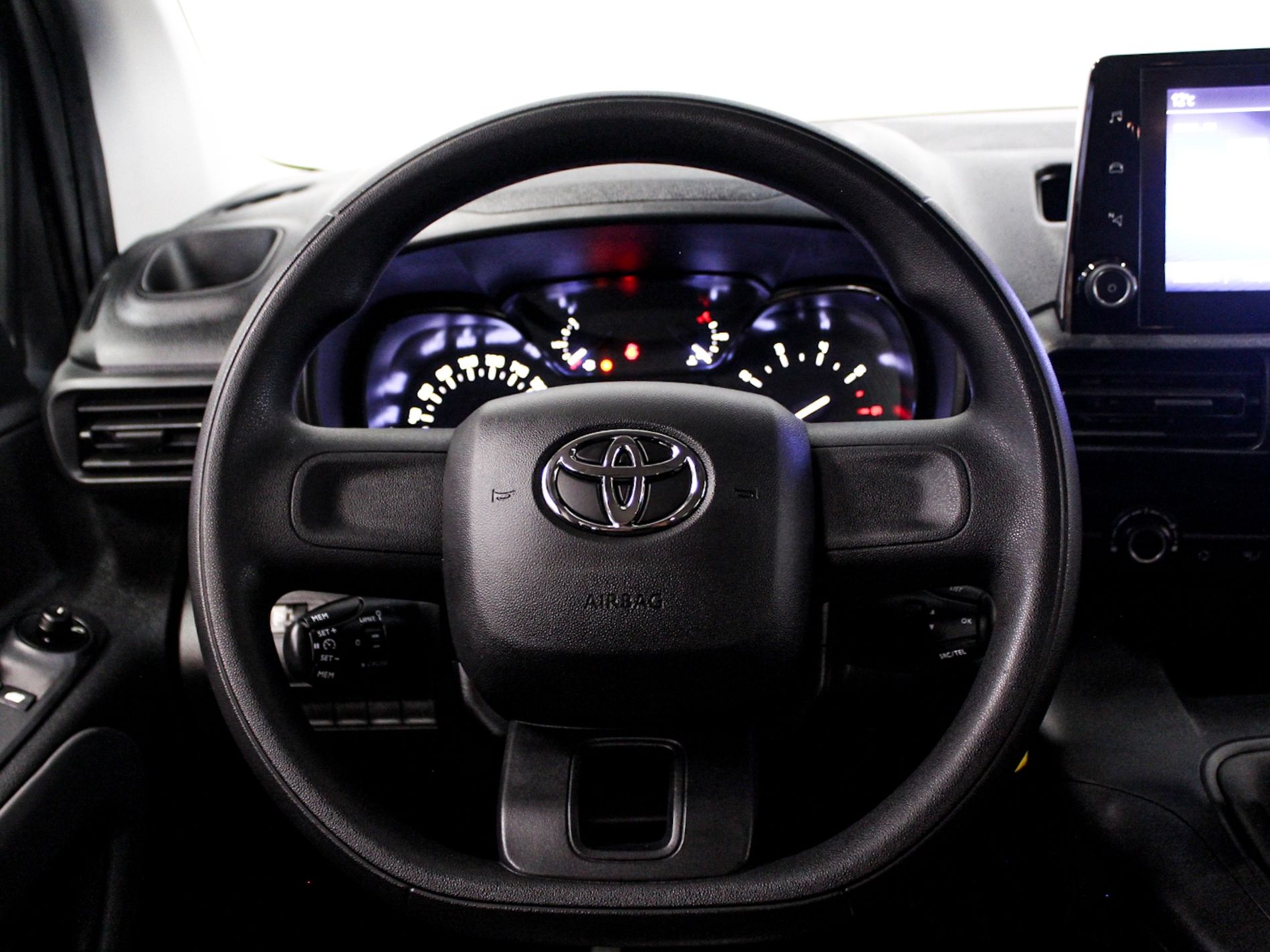 proace city verso 1.5D 130cv S&S L2 D Lounge 7p.ti - Autoviemme