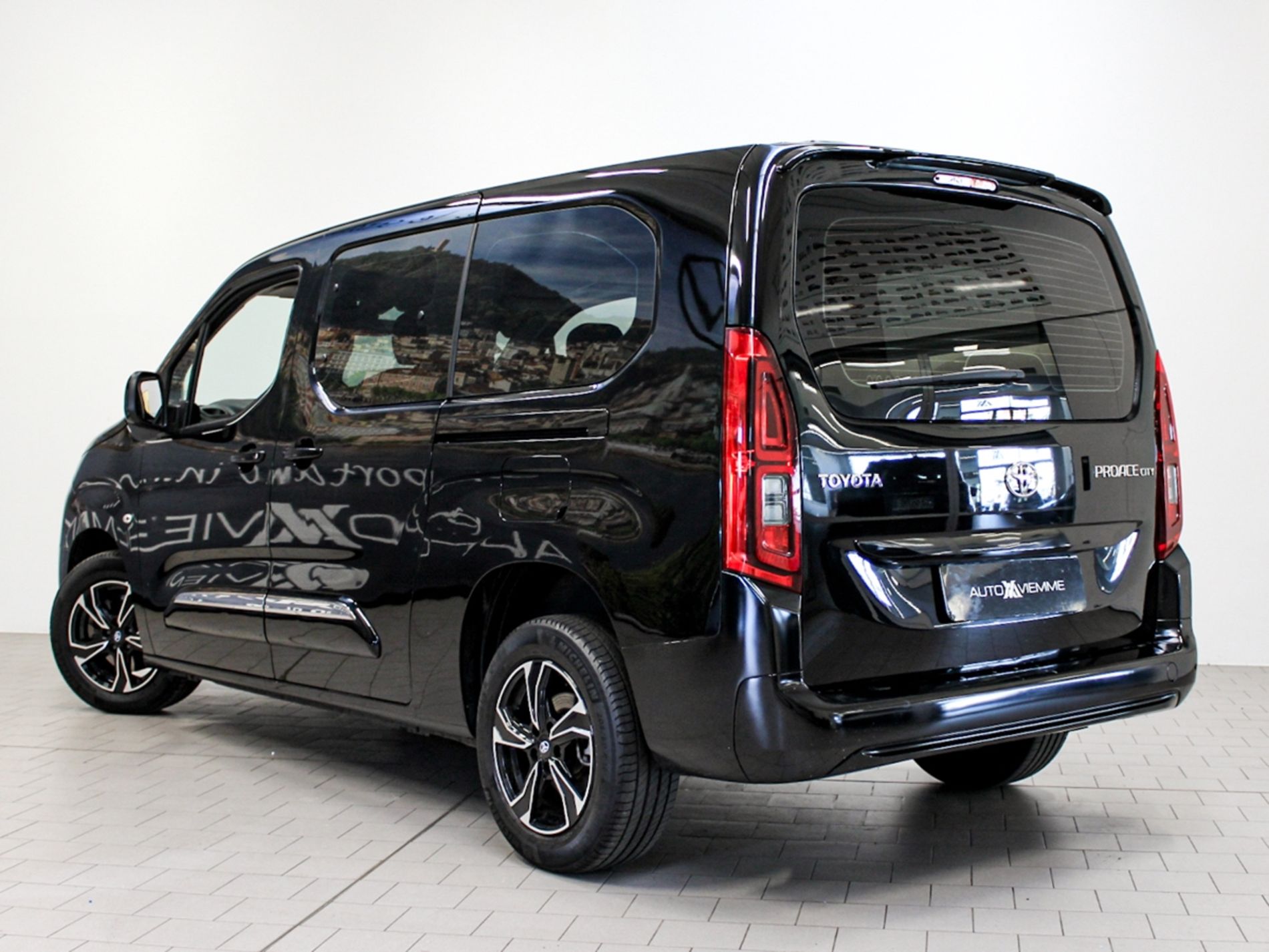 proace city verso 1.5D 130cv S&S L2 D Lounge 7p.ti - Autoviemme