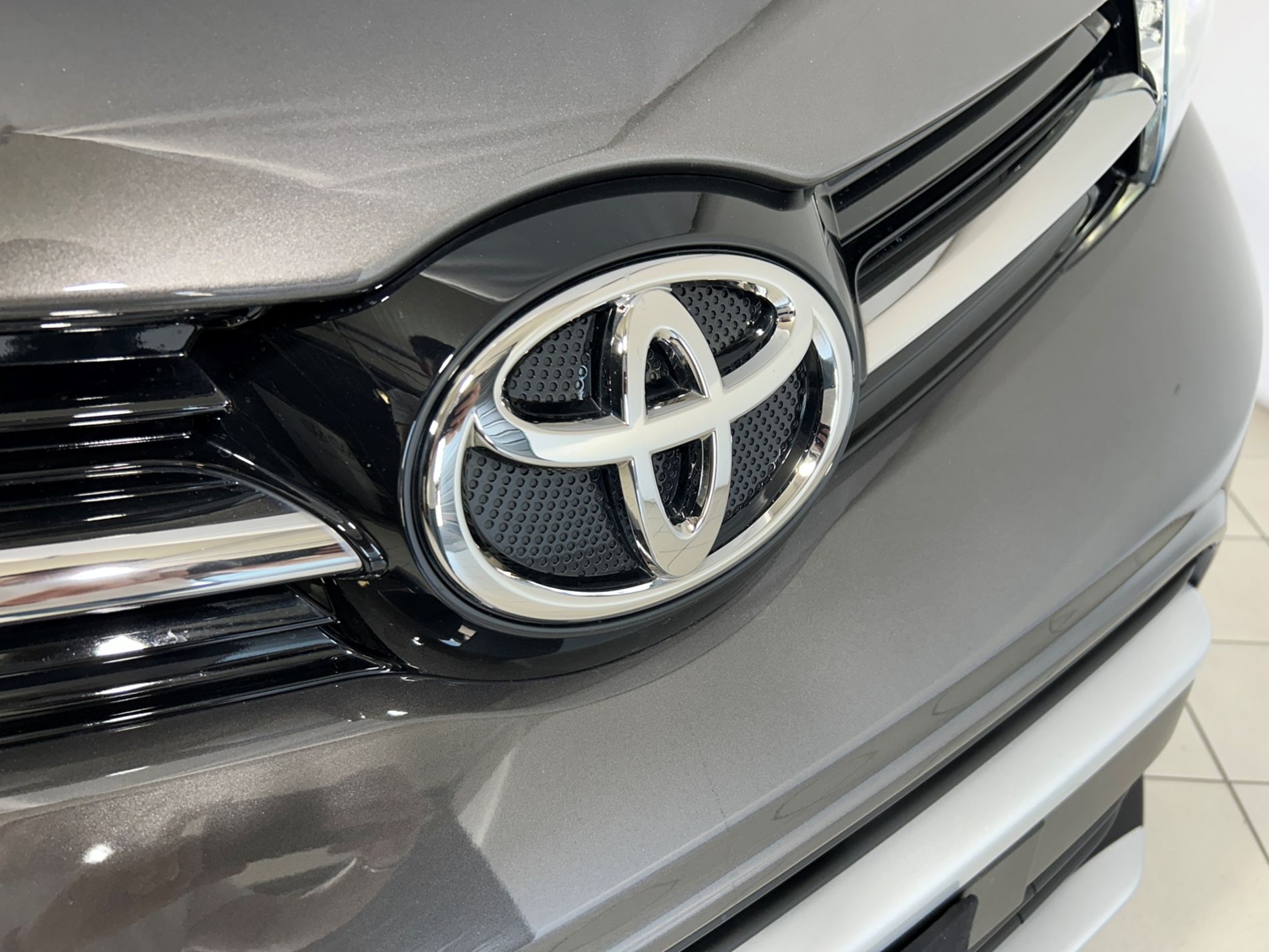 Proace Verso L1 Black Edition 8 posti - Autoviemme