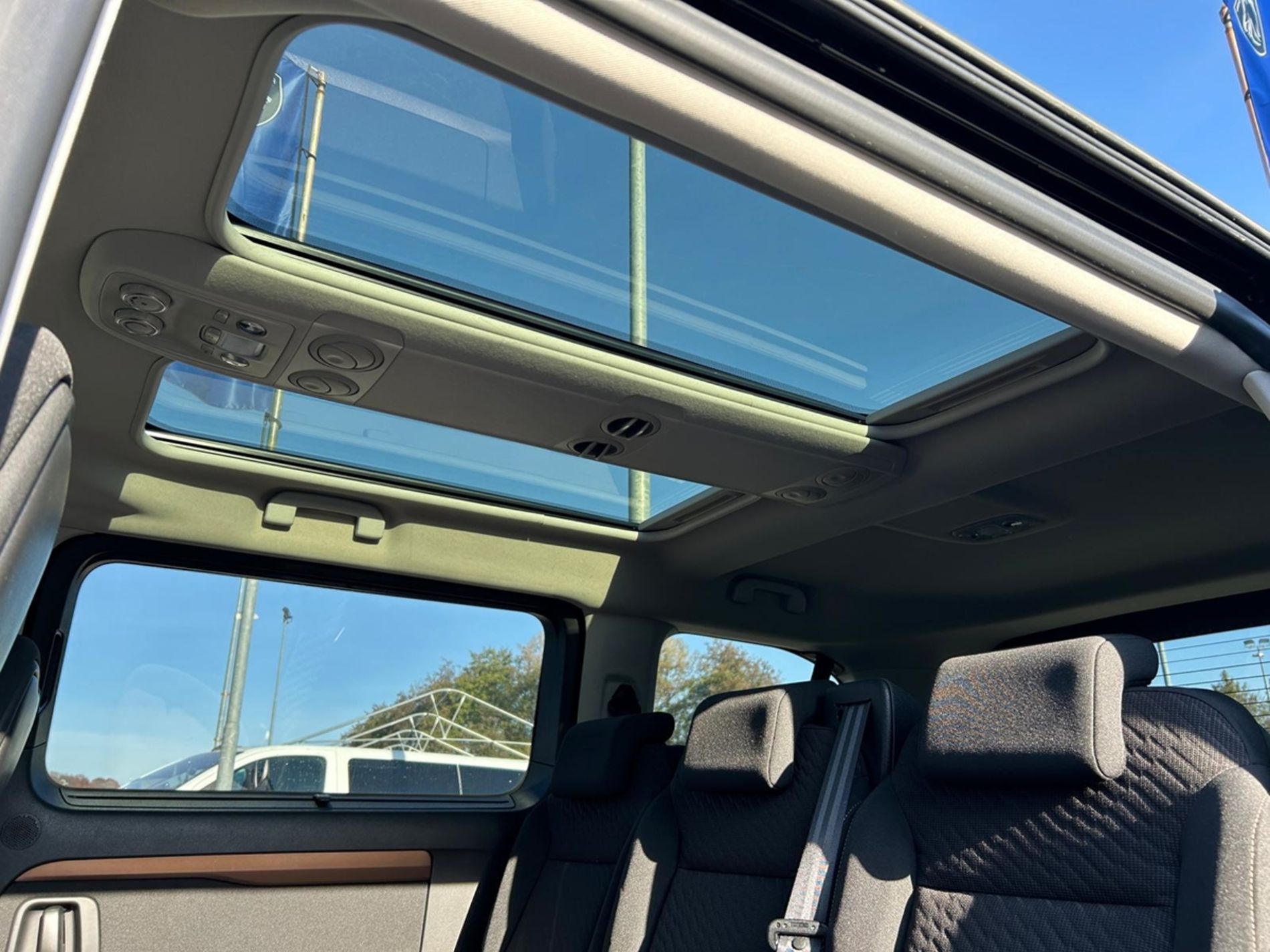 Proace Verso L1 Black Edition 8 posti - Autoviemme