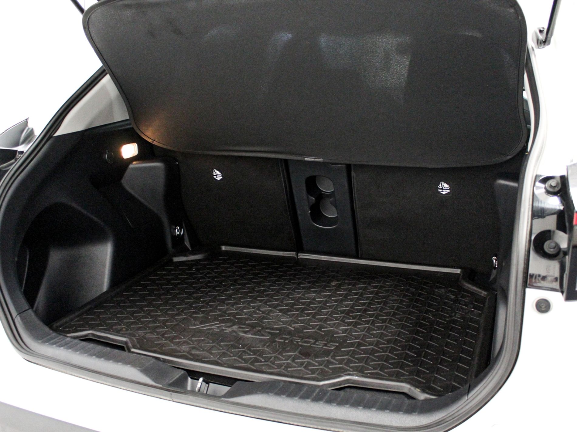 Yaris Cross 1.5h Lounge fwd 116cv e-cvt - Autoviemme