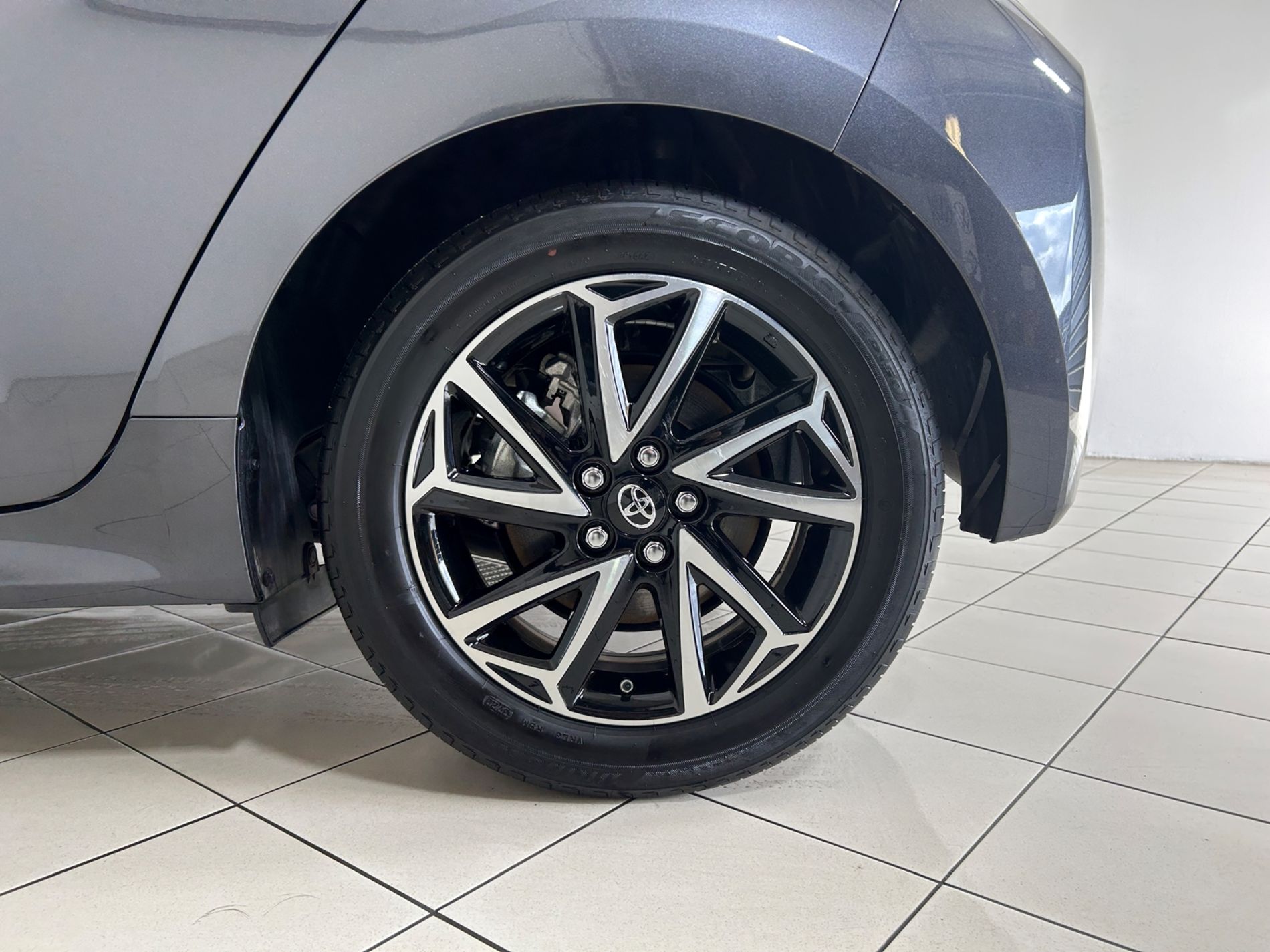 Toyota Yaris 1.5 Trend   - Autoviemme