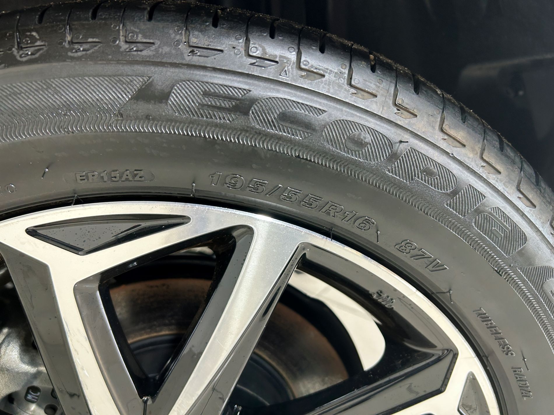 Toyota Yaris 1.5 Trend   - Autoviemme