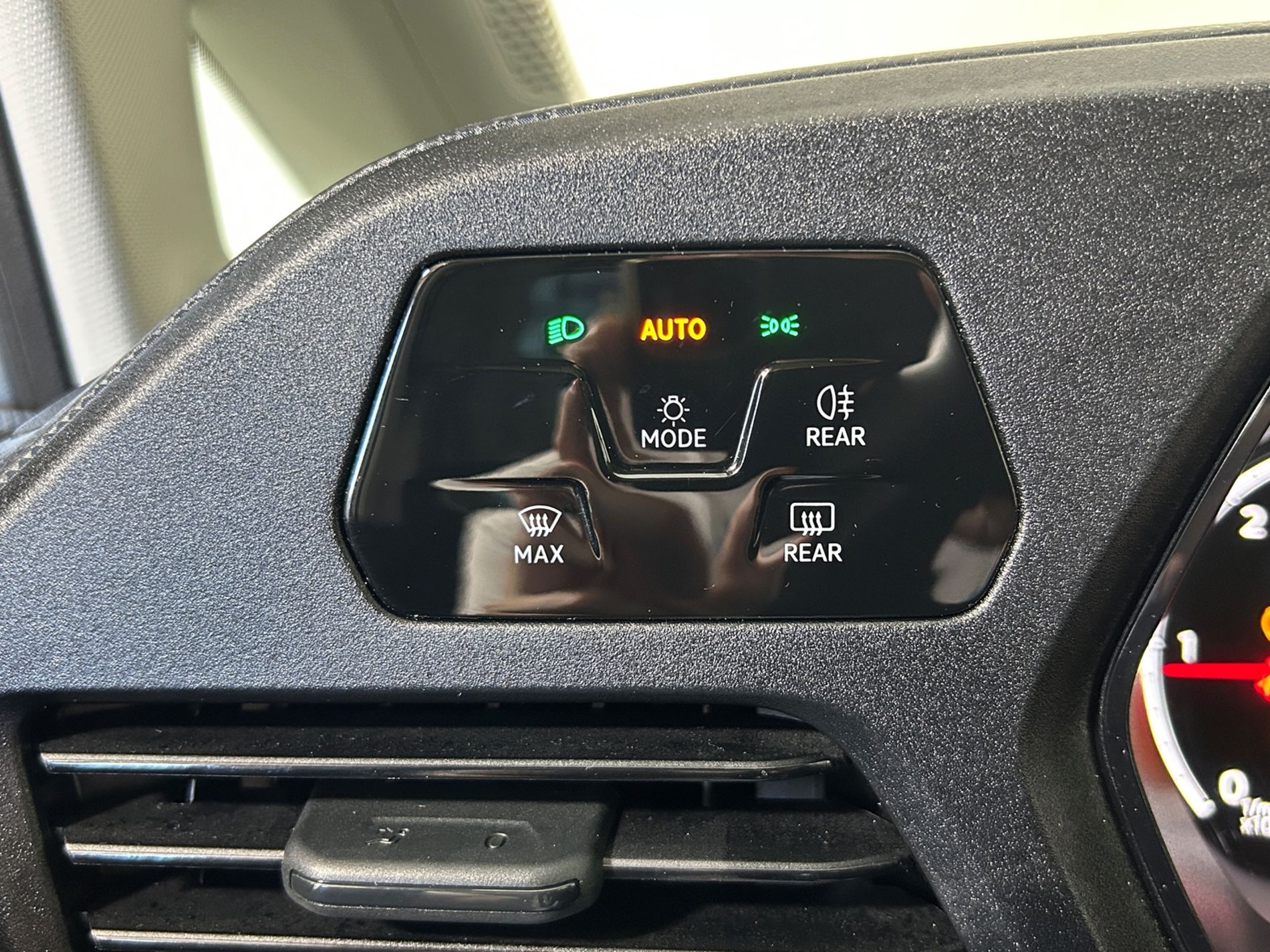 Volkswagen Caddy 2.0 tdi 5 posti autocarro - Autoviemme