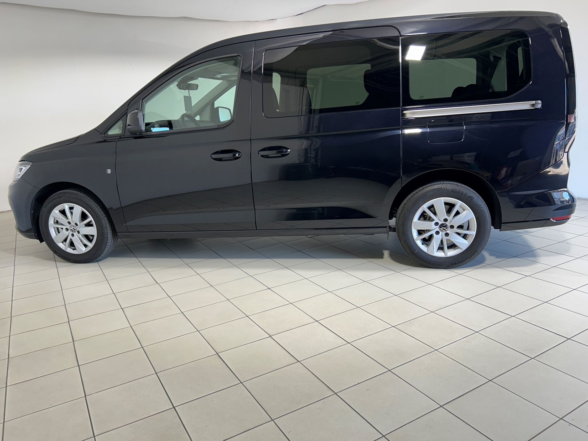 Volkswagen Caddy Maxi space 7 posti con gancio traino  - Autoviemme
