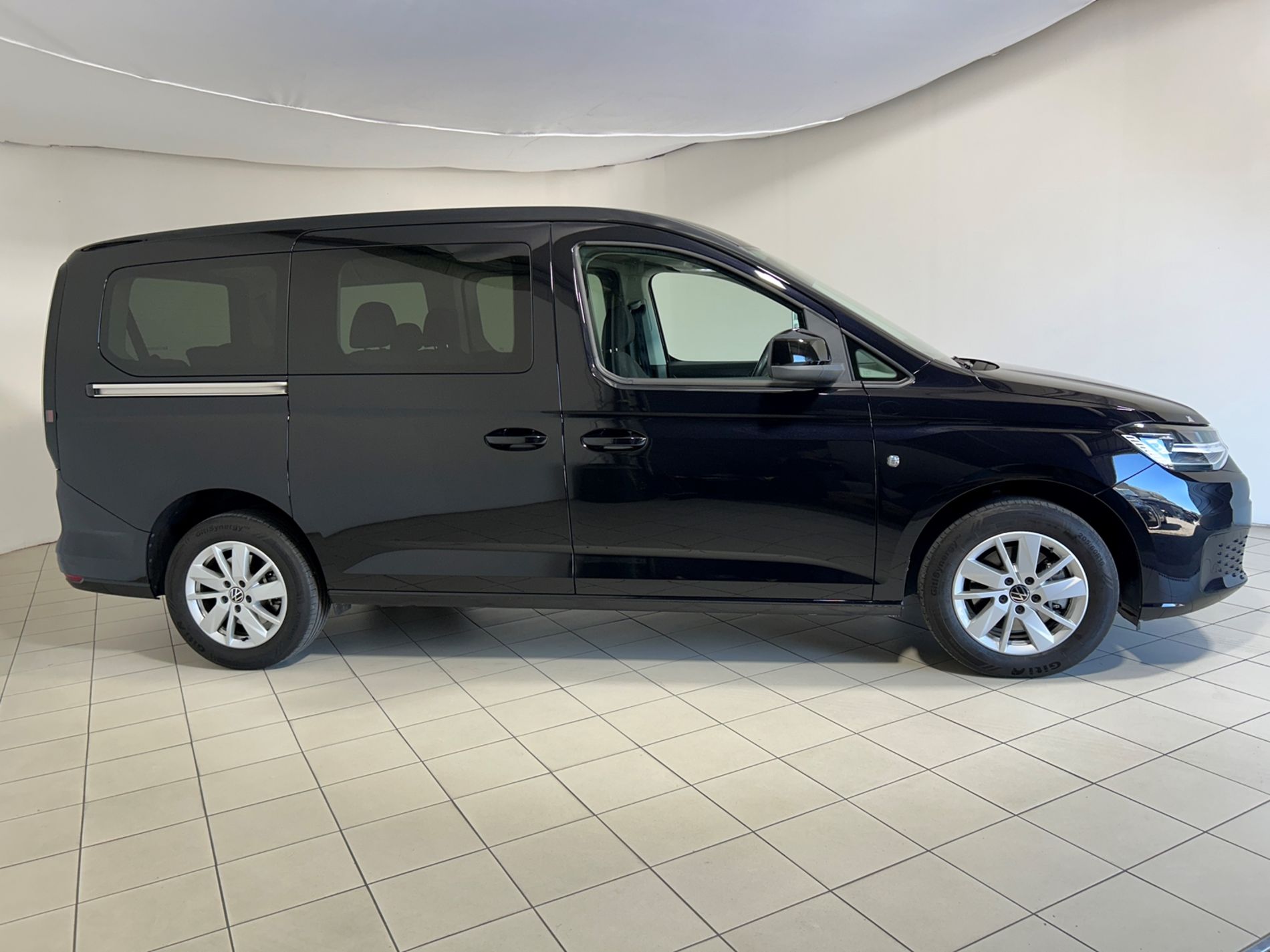 Volkswagen Caddy Maxi space 7 posti con gancio traino  - Autoviemme