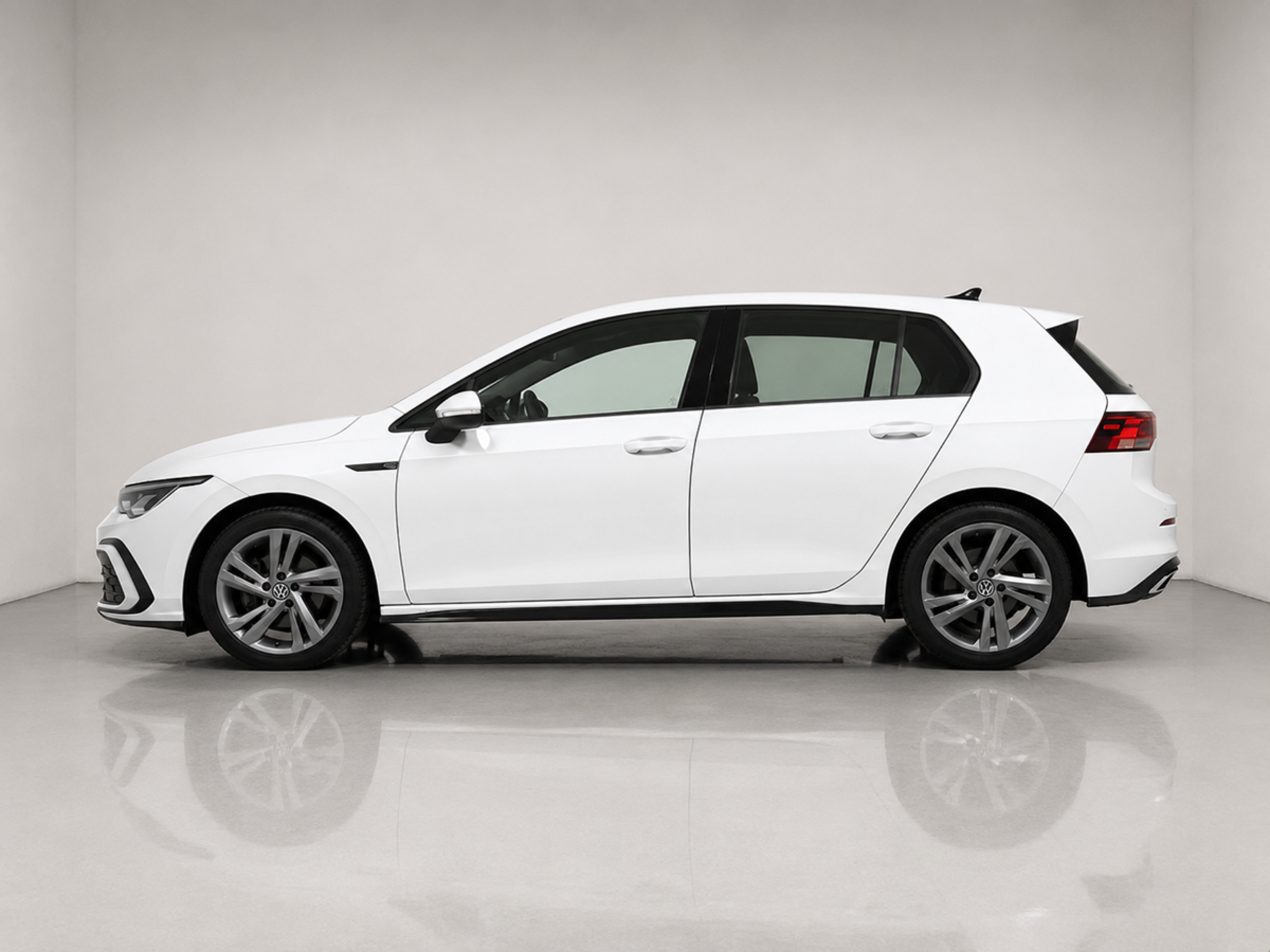 Volkswagen Golf 1.5 etsi evo R-Line 130 cv dsg - Autoviemme