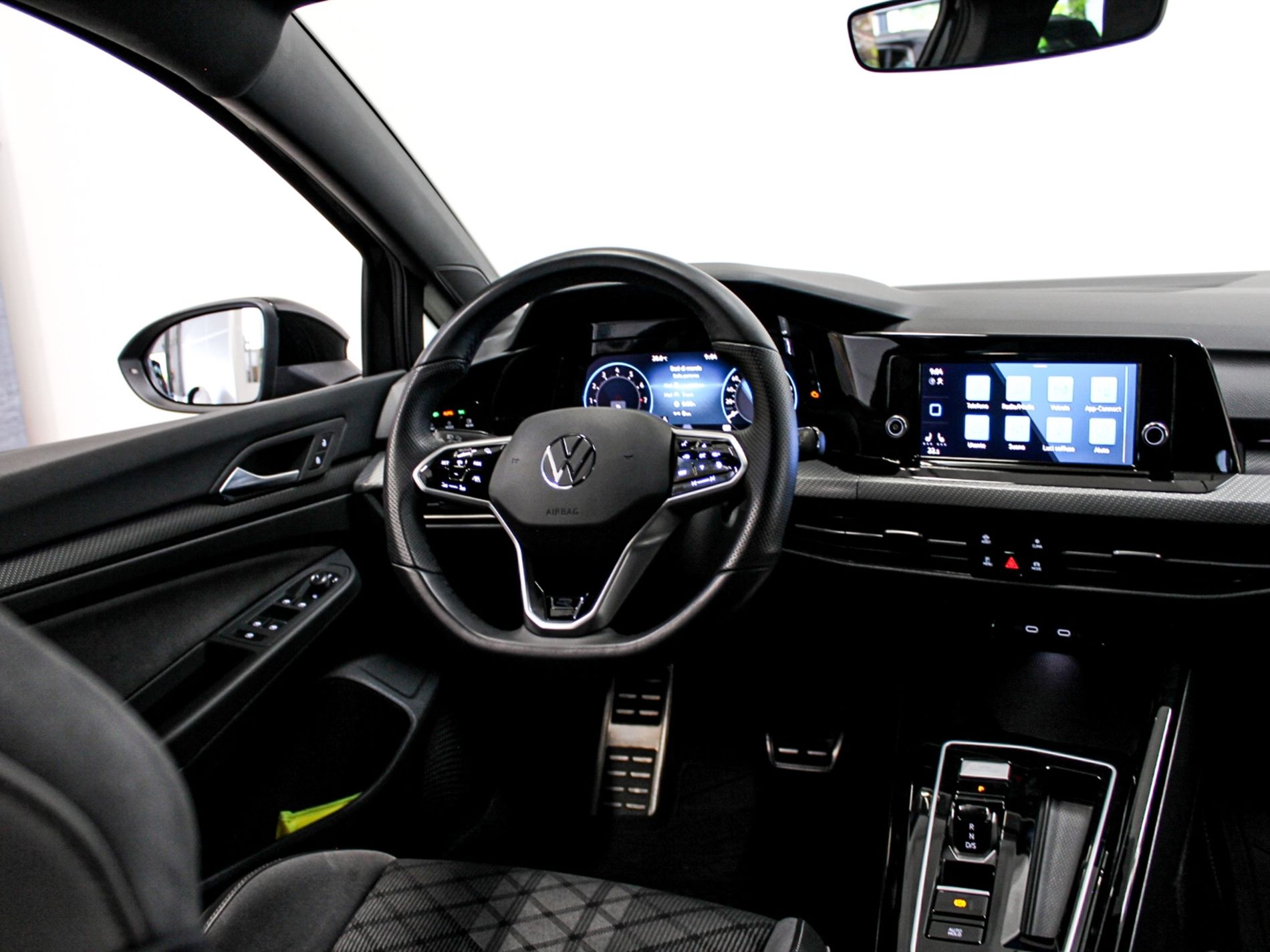 Golf 1.5 etsi evo R-Line 150cv dsg - Autoviemme