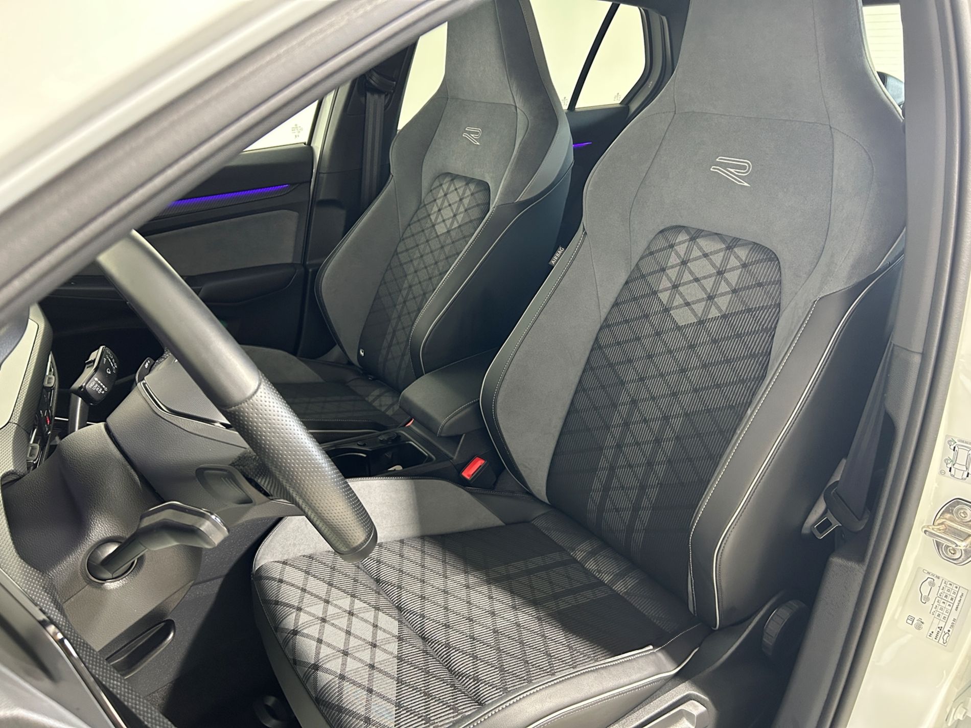 Volkswagen Golf 1.5 evo R-Line dsg - Autoviemme