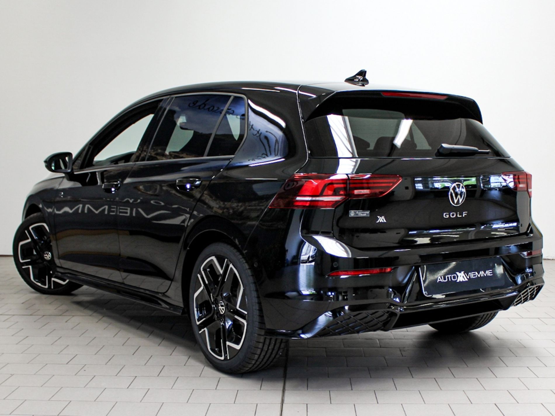 NUOVA GOLF R-LINE PLUS 1.5 ETSI DSG - Autoviemme