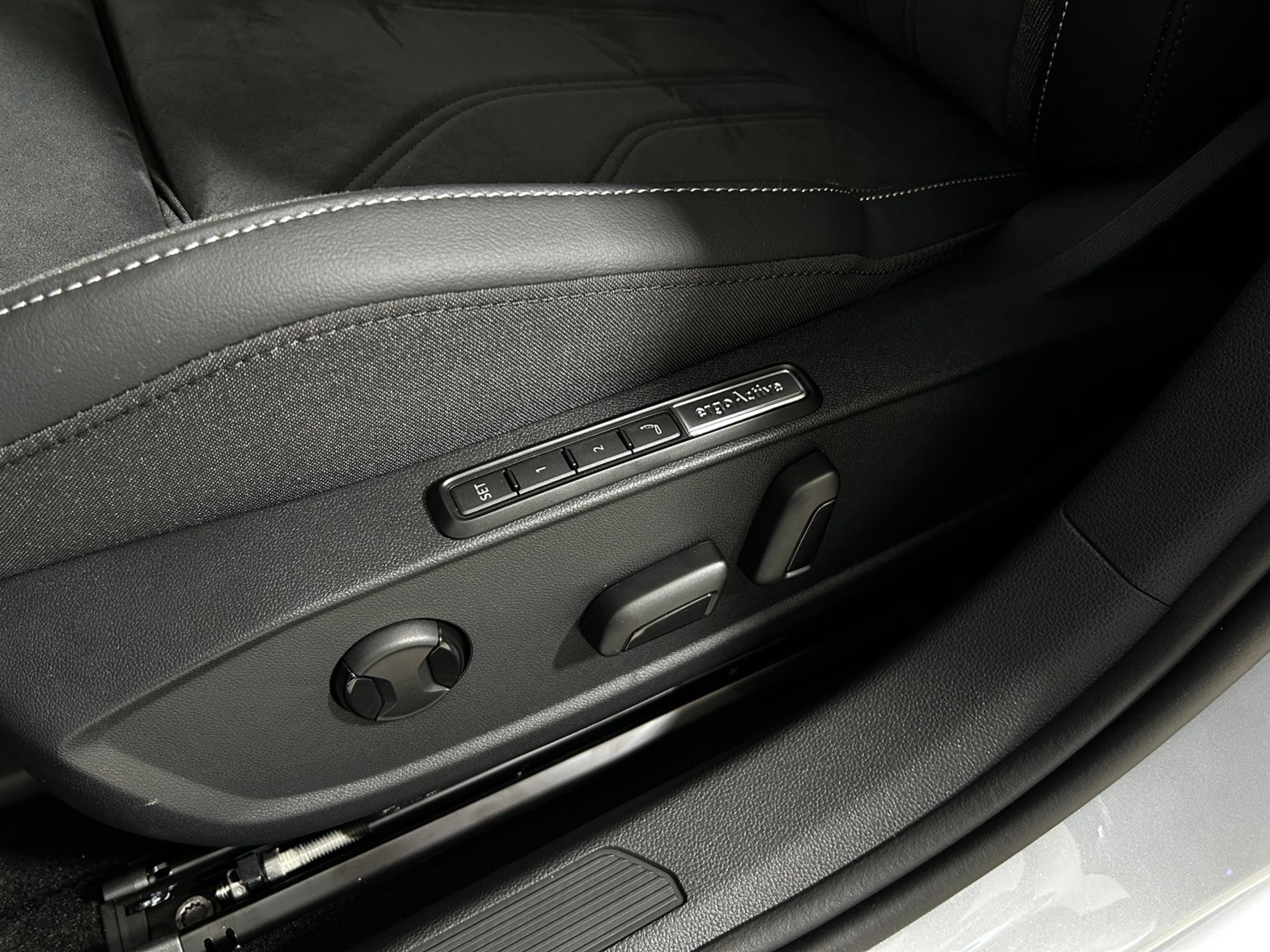 Volkswagen Golf 1.5 etsi Style 150 cv dsg Park assist plus e sedili Ergo Active - Autoviemme