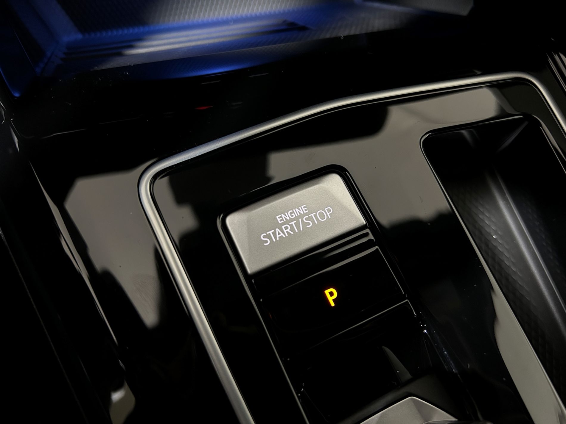 Golf R-Line 150cv dsg - Autoviemme