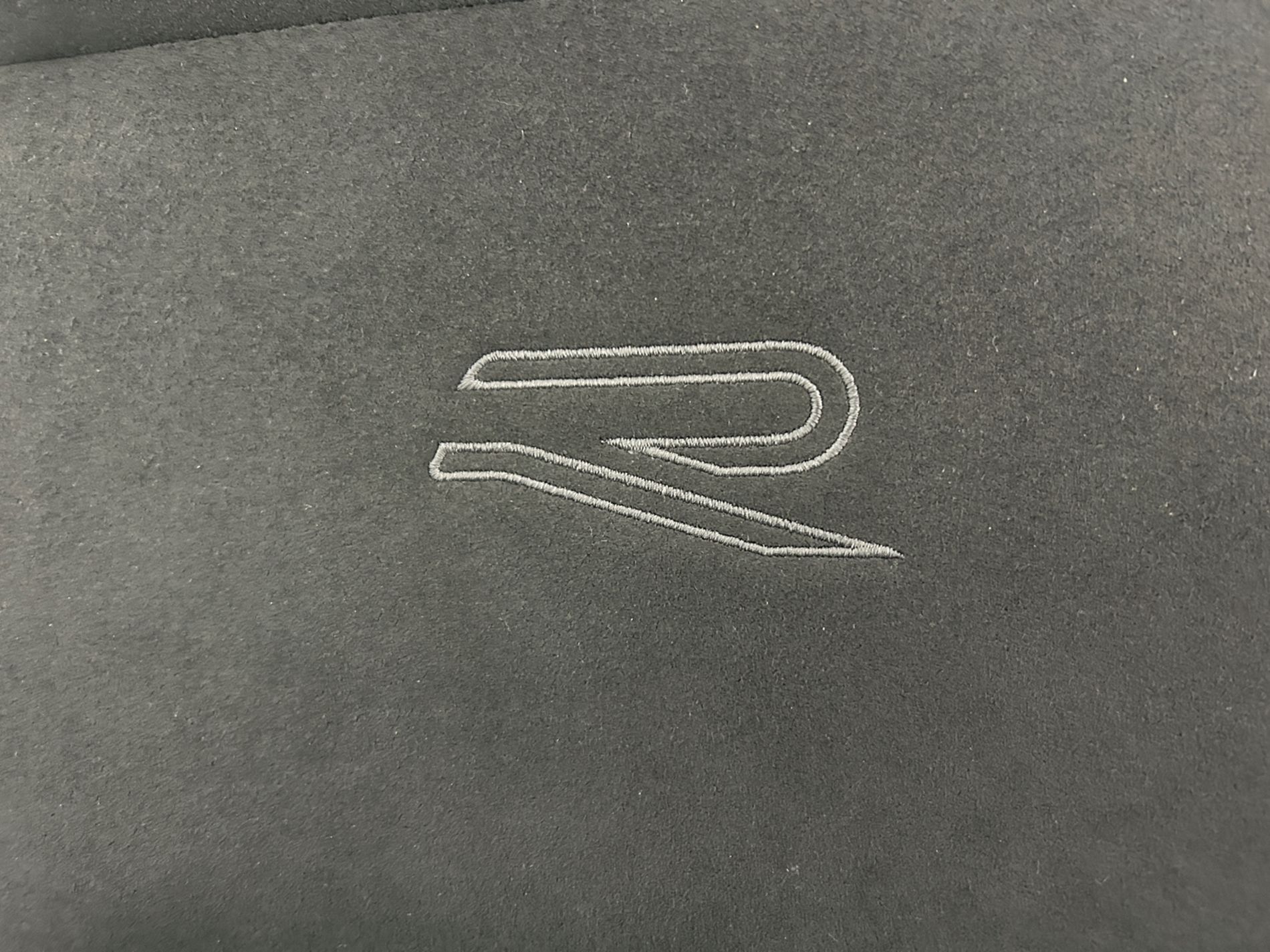 Golf 1.5 etsi R-Line 150cv dsg - Autoviemme