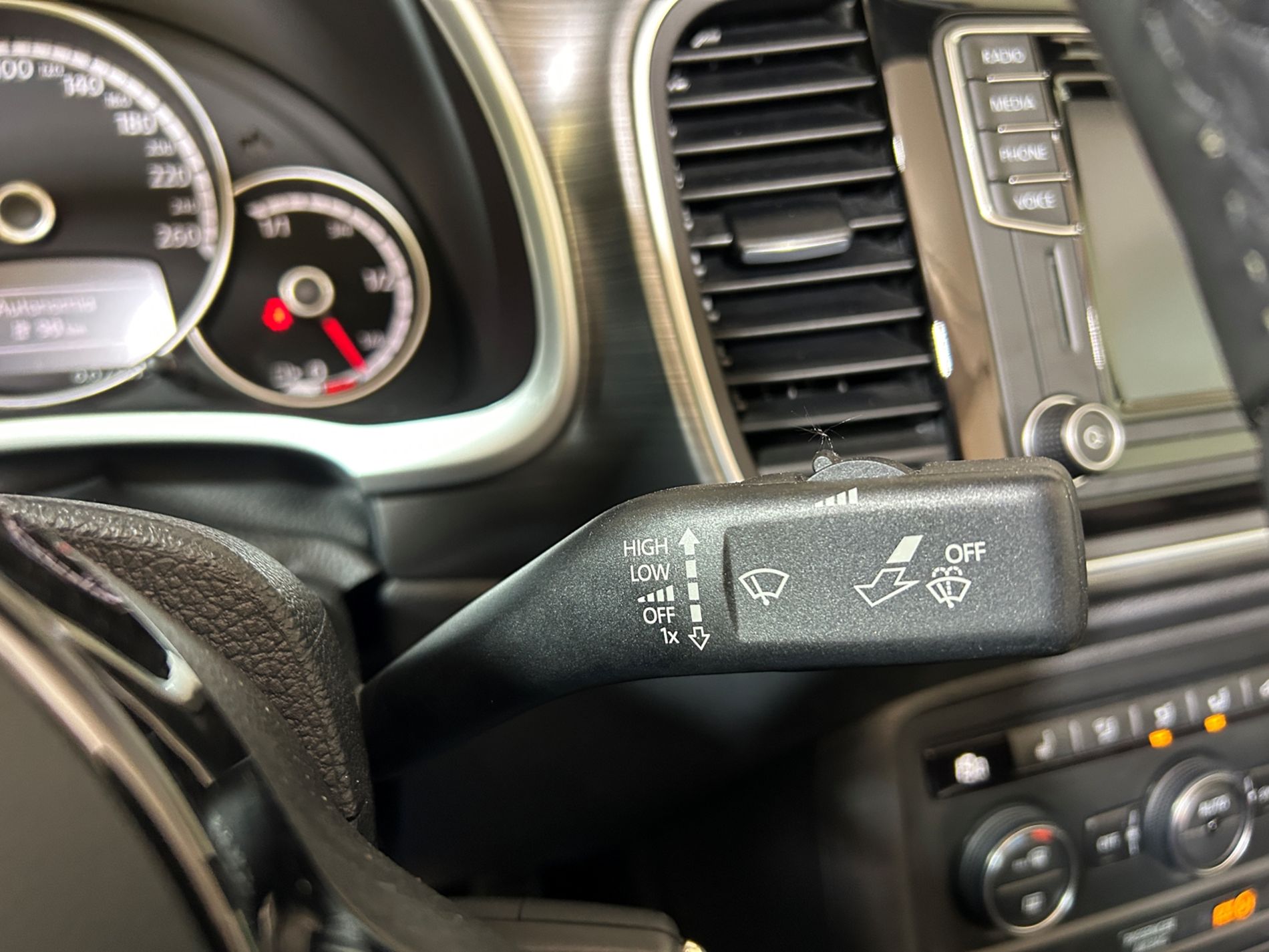 Volkswagen Maggiolino cabrio 1.2 All Star benzina 104 cv - Autoviemme