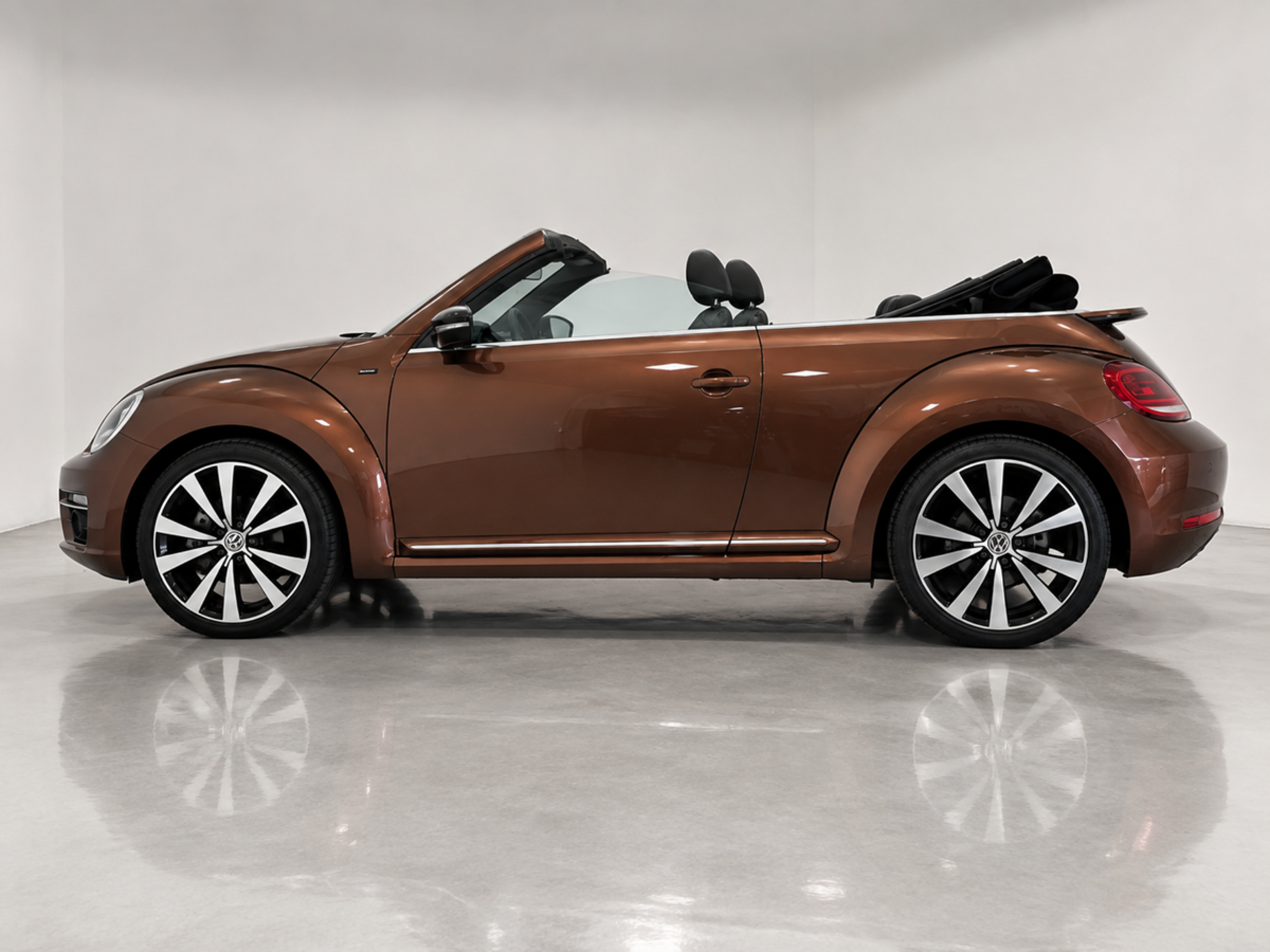 Volkswagen Maggiolino cabrio All Star 1.4 DSG benzina 150 cv - Autoviemme