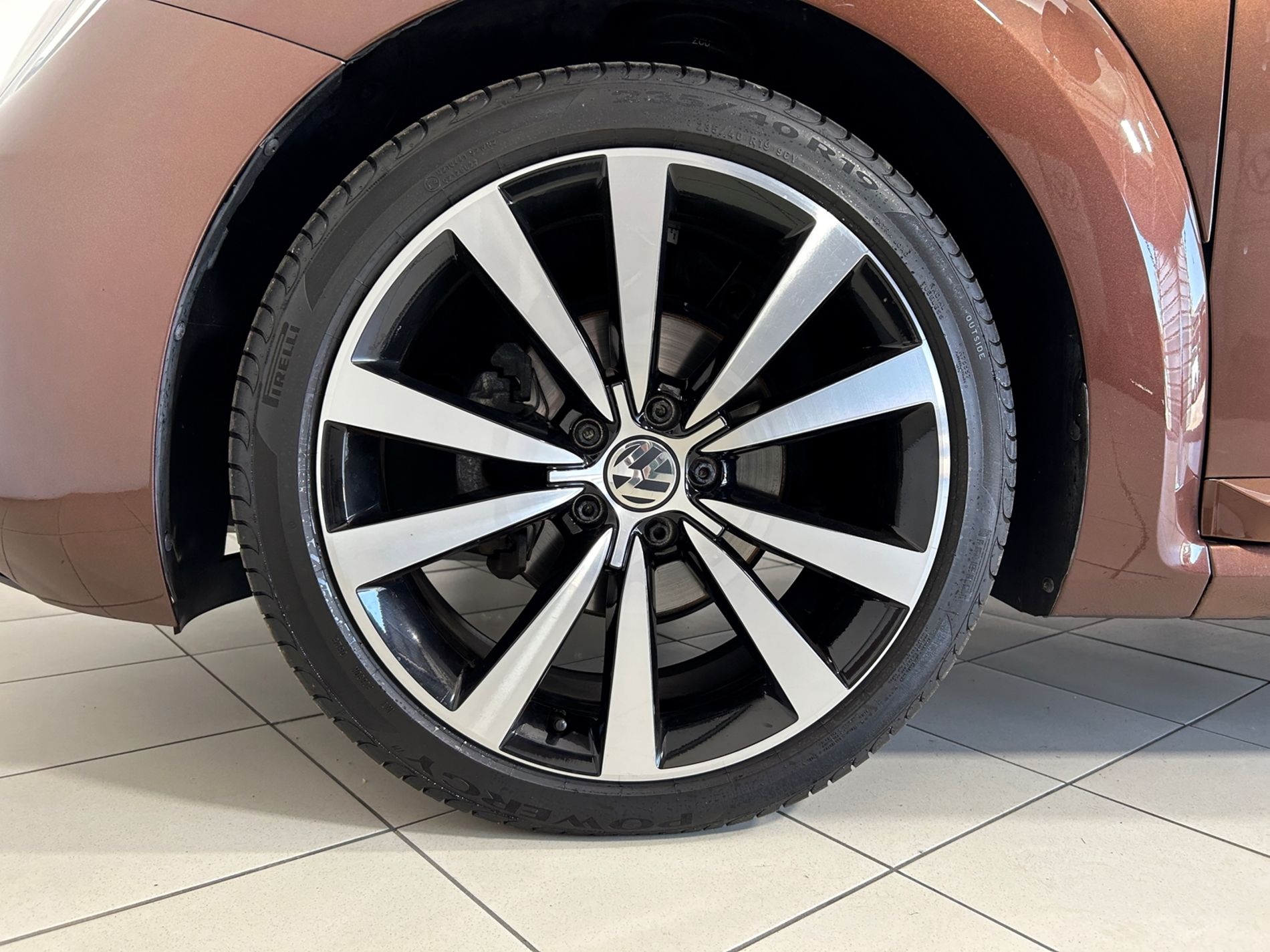 Volkswagen Maggiolino cabrio All Star 1.4 DSG benzina 150 cv - Autoviemme