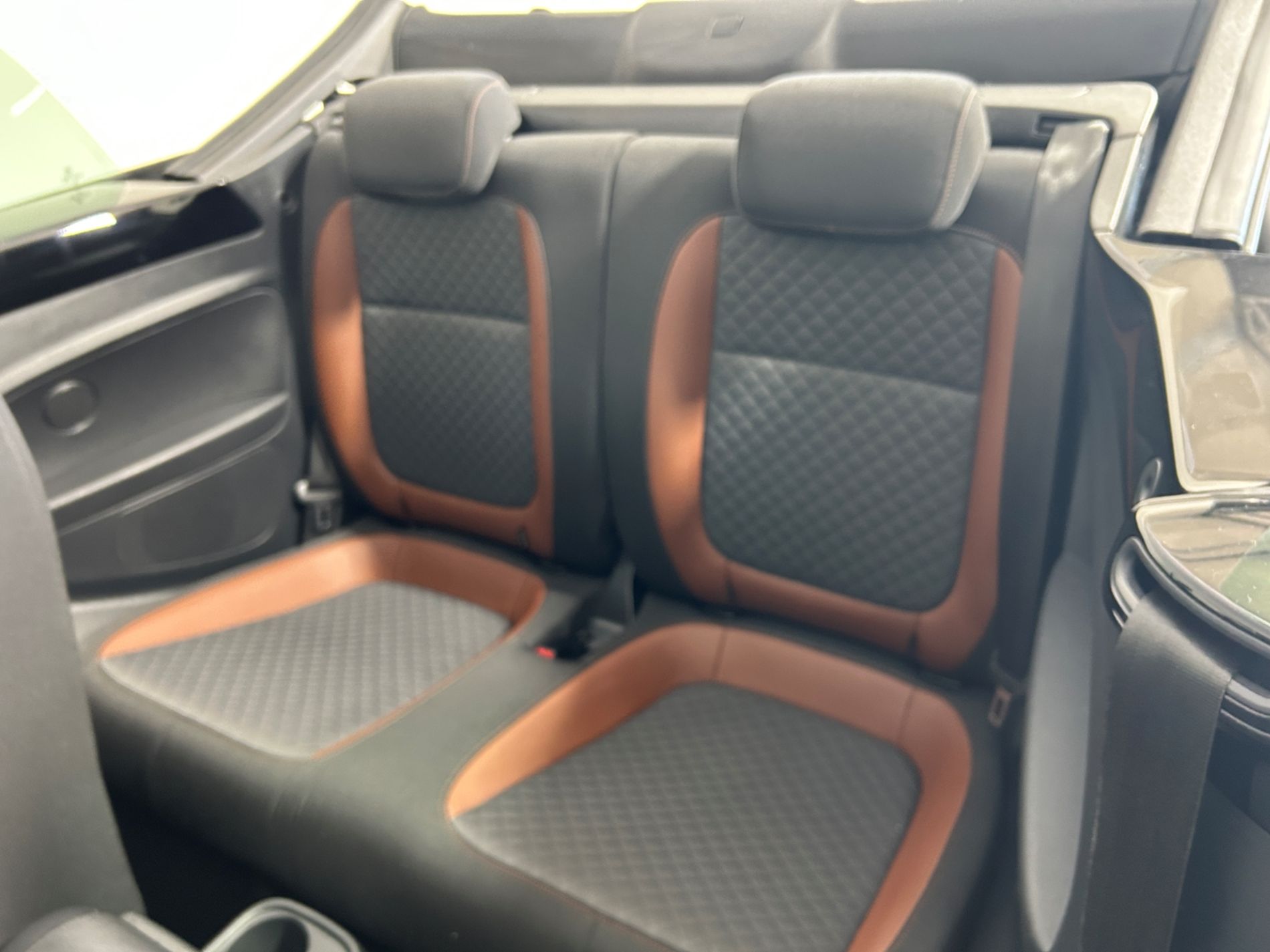 Volkswagen Maggiolino cabrio All Star 1.4 DSG benzina 150 cv - Autoviemme