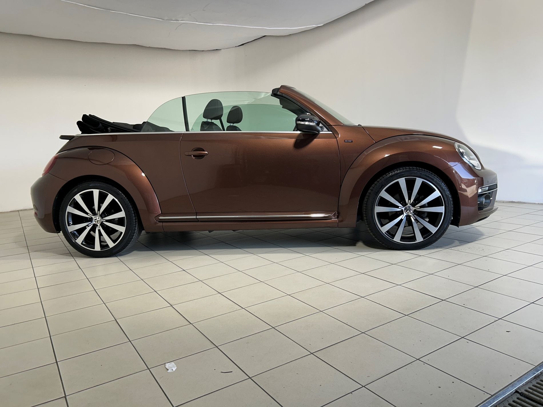 Volkswagen Maggiolino cabrio All Star 1.4 DSG benzina 150 cv - Autoviemme