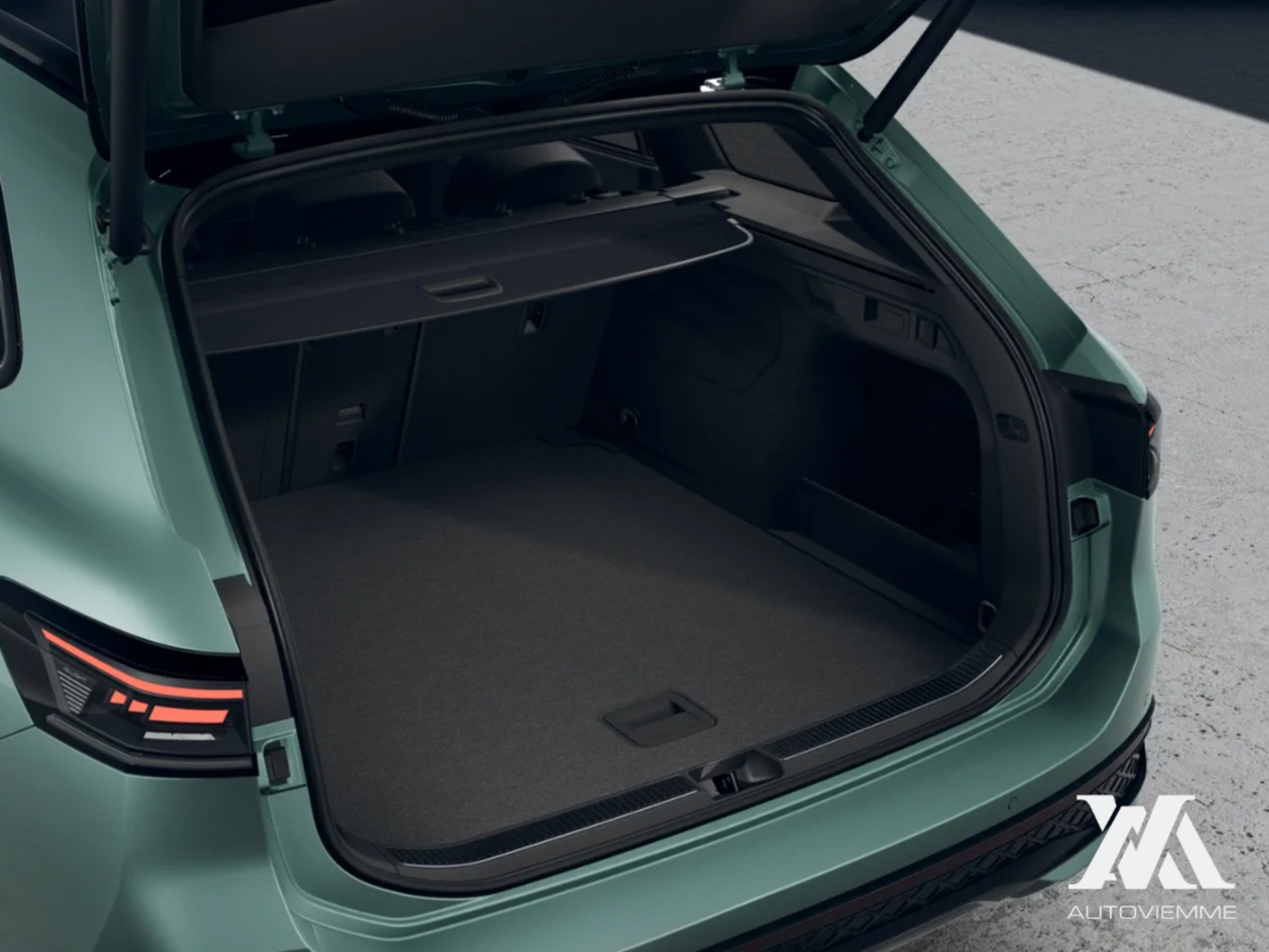 Volkswagen Passat R Line Plus - Autoviemme