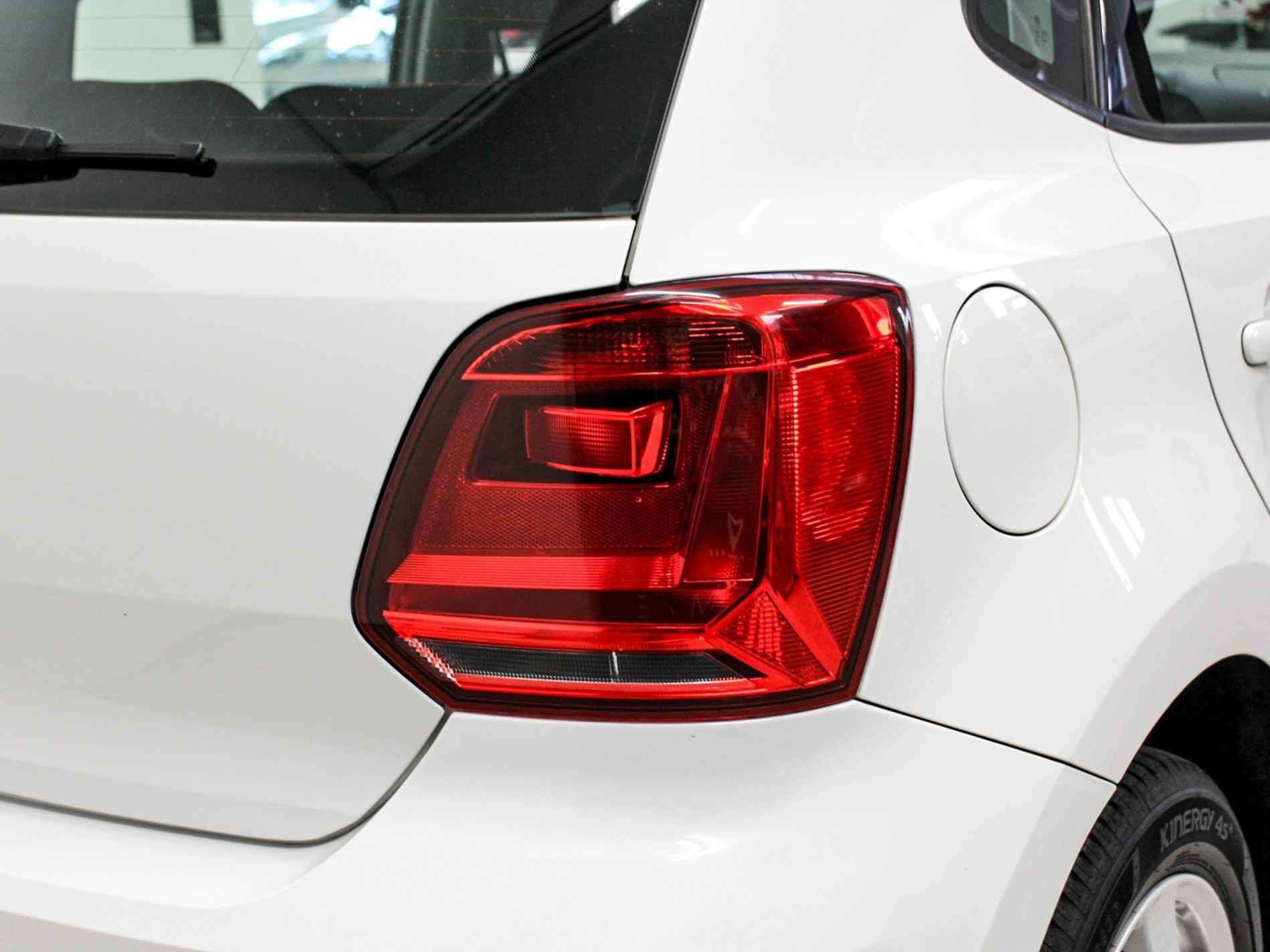 Polo 5p 1.0 mpi Comfortline 75cv - Autoviemme