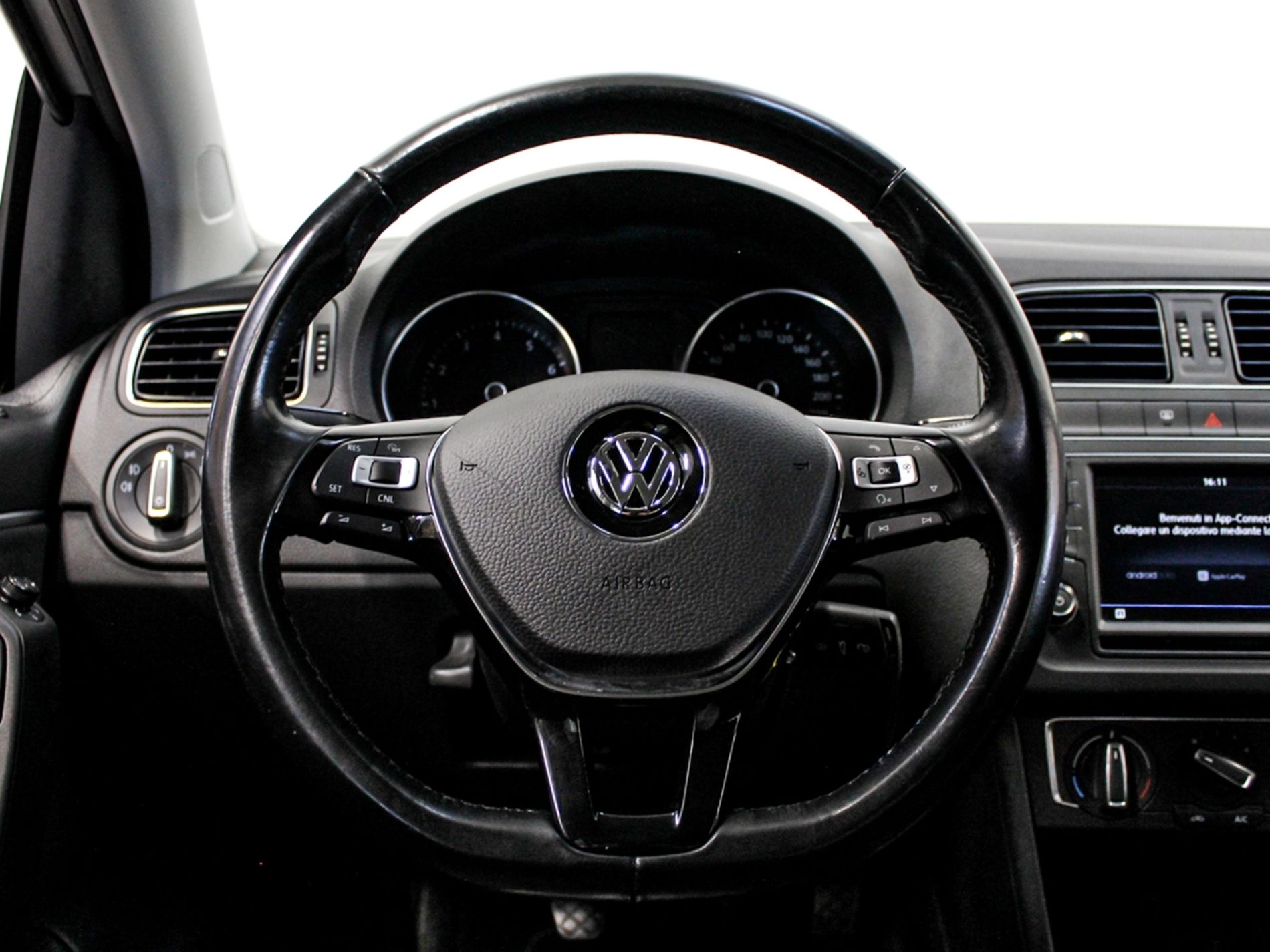 Polo 5p 1.0 mpi Comfortline 75cv - Autoviemme