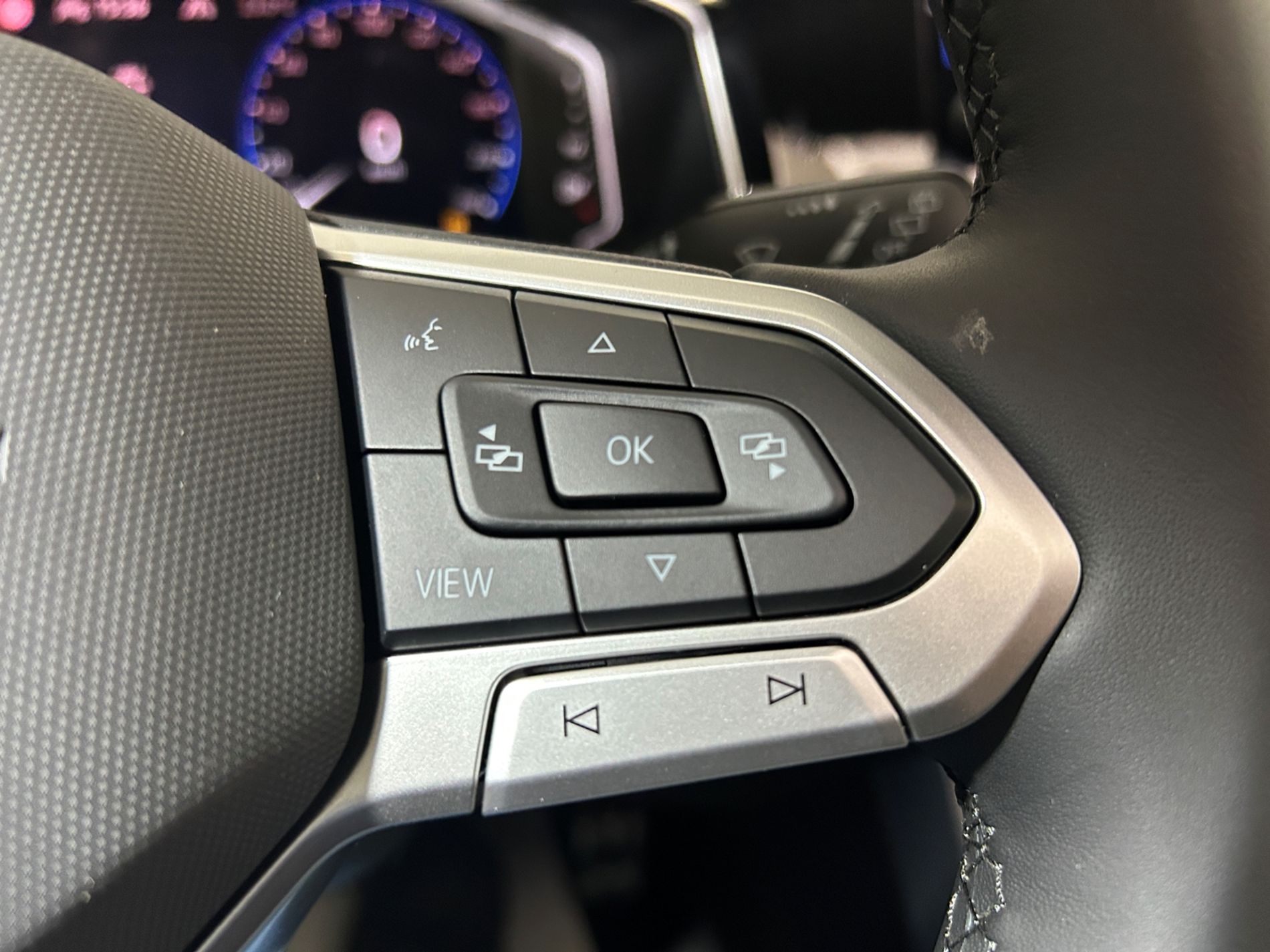 Vw Polo 1.0 tsi Edition 50 95 cv dsg tetto apribile - Autoviemme