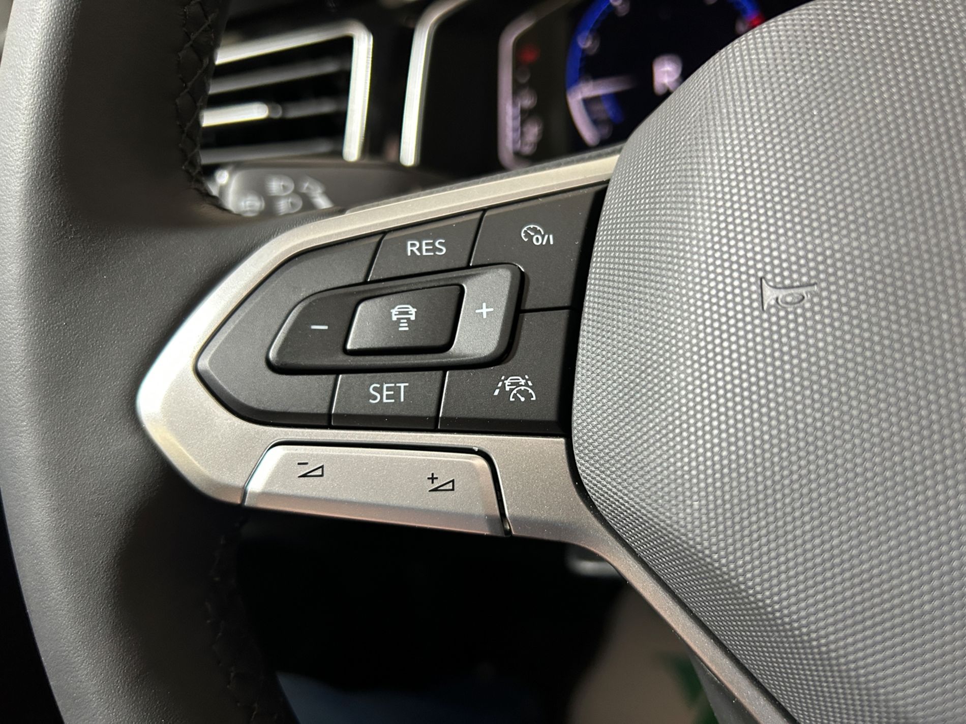 Vw Polo 1.0 tsi Edition 50 95 cv dsg tetto apribile - Autoviemme