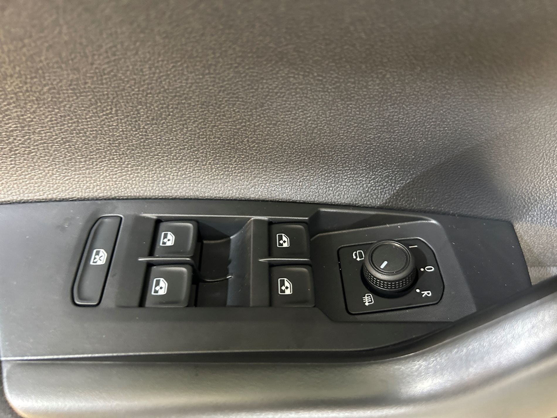 Volkswagen Polo 1.0 tsi R-Line Plus 95 cv - Autoviemme