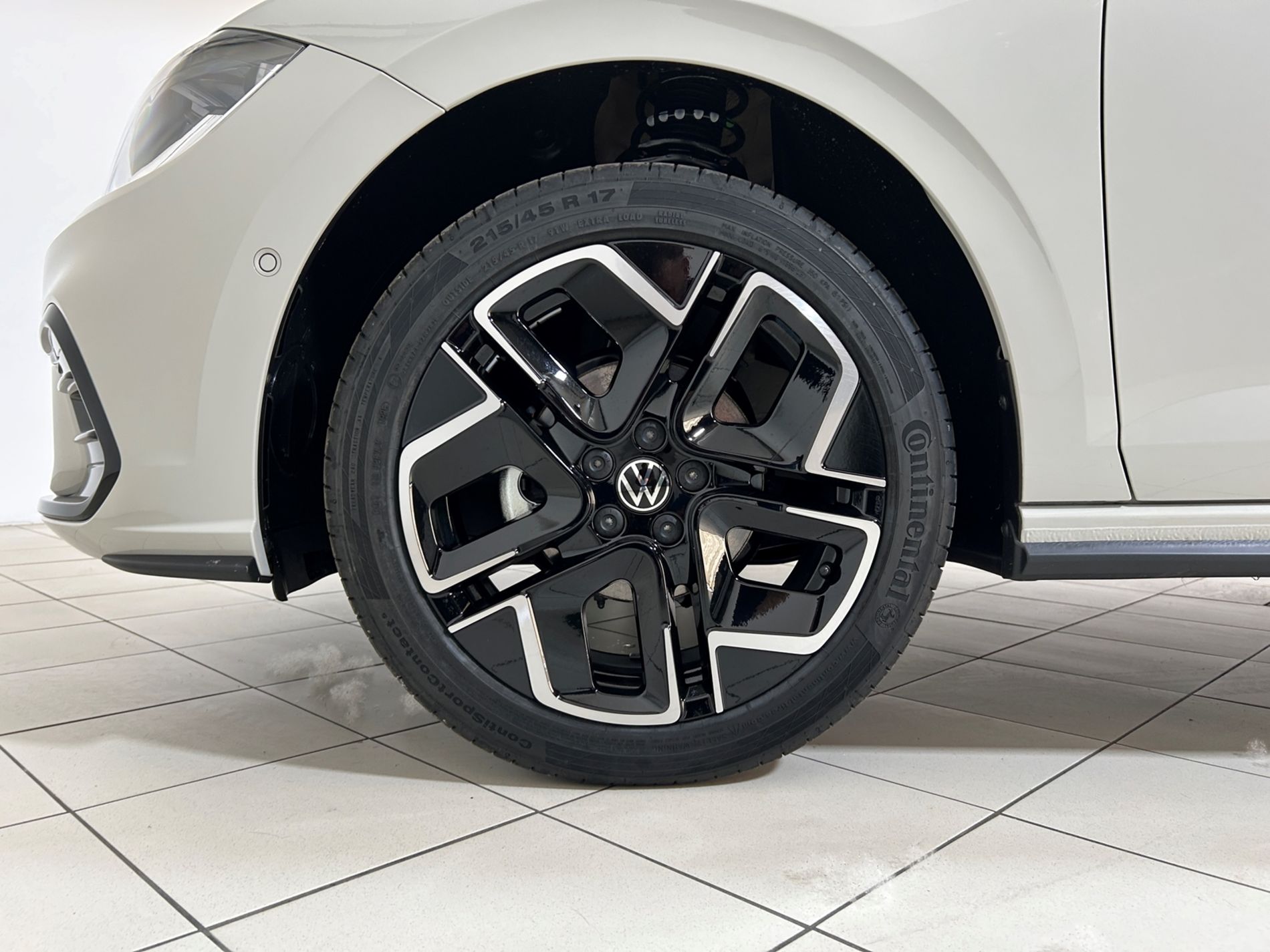 Vw Polo 1.0 tsi R-Line Plus 95 cv km zero - Autoviemme