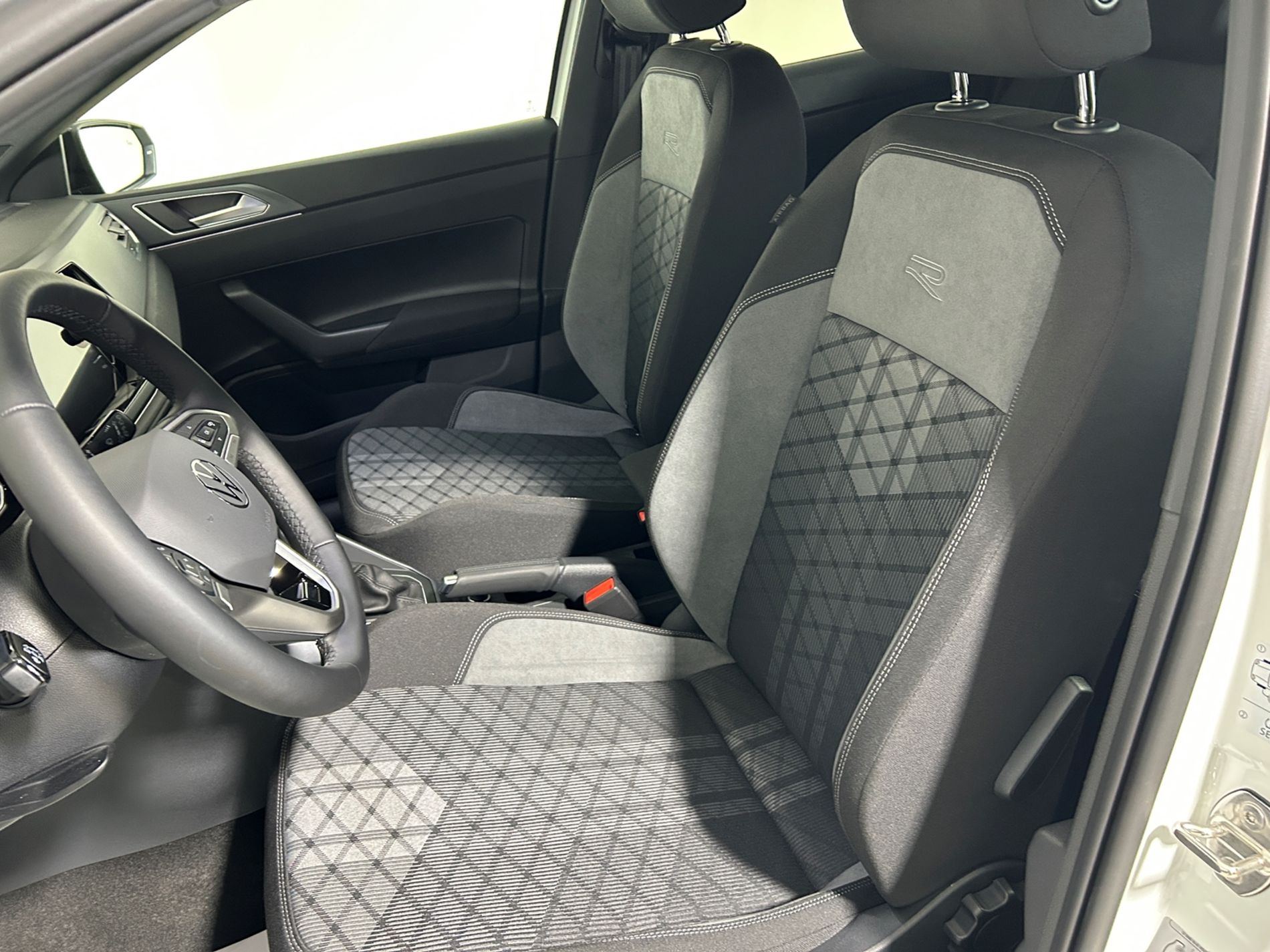 Polo 1.0 tsi R-Line Plus 95 cv - Autoviemme