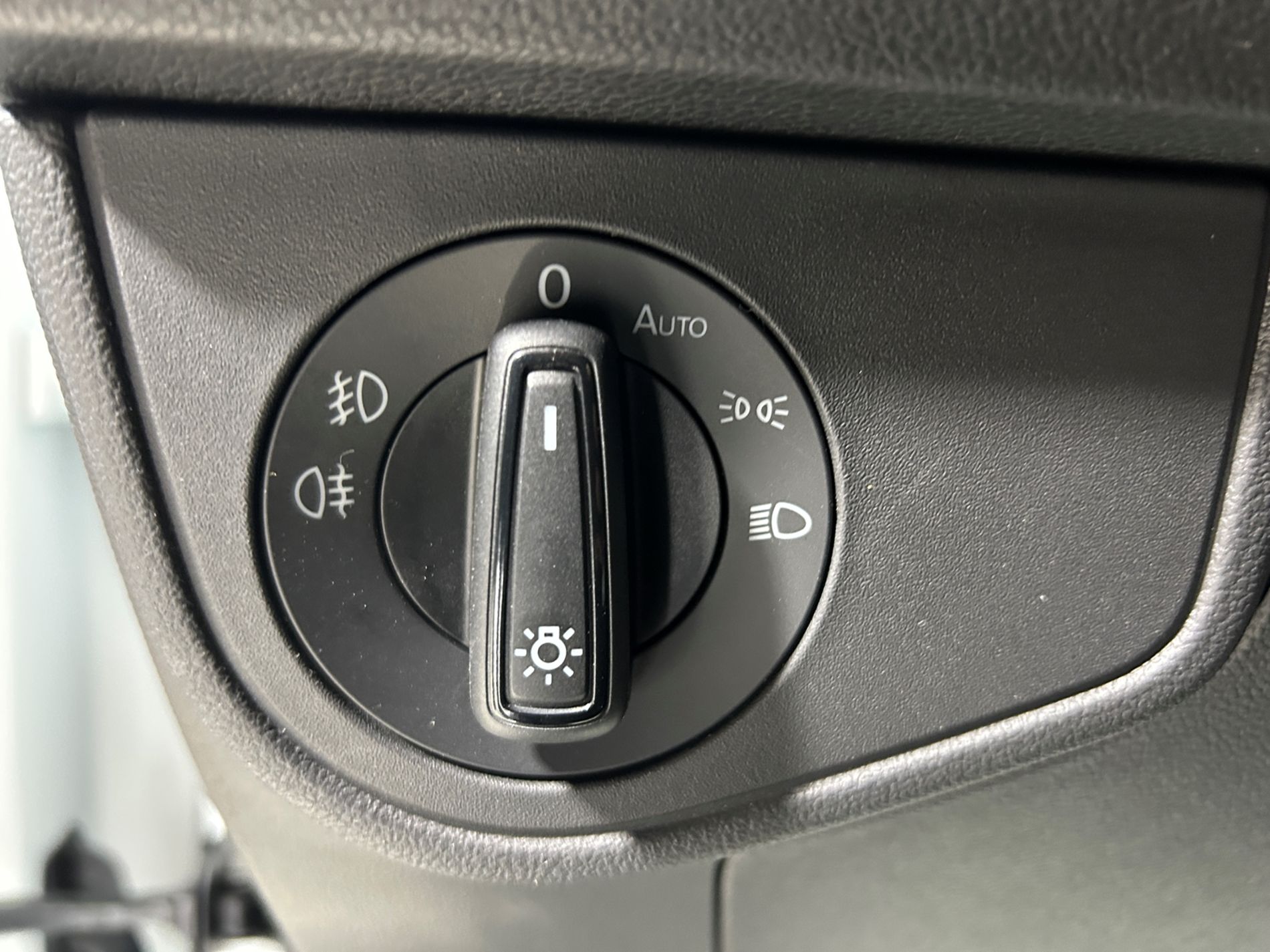 Polo 1.0 tsi R-Line Plus 95 cv - Autoviemme