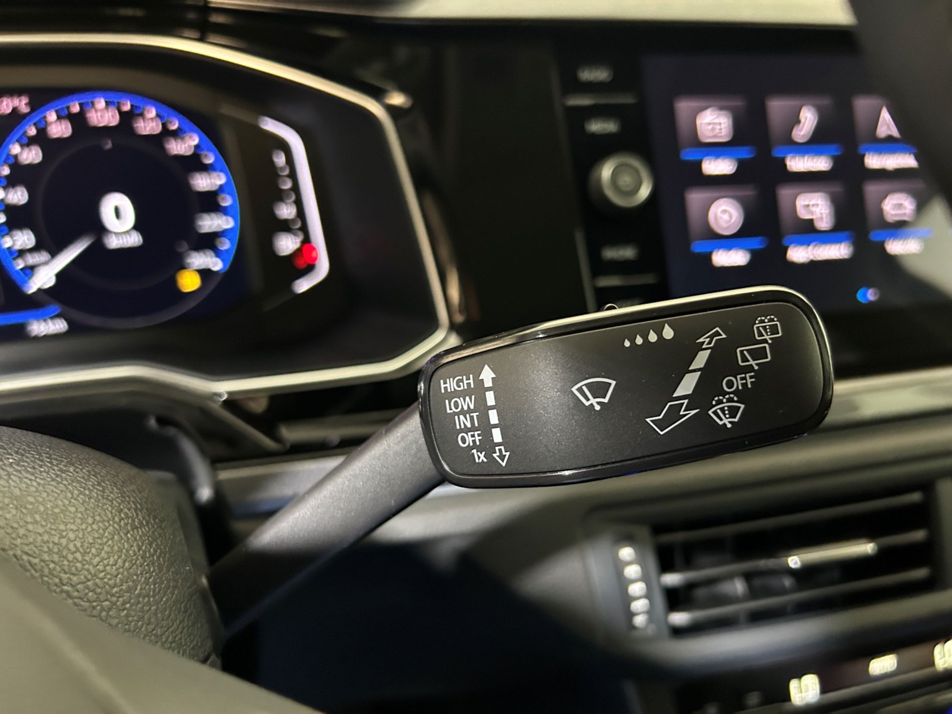 Vw Polo 1.0 tsi Style 95 cv 4 anni di garanzia ufficiale - Autoviemme